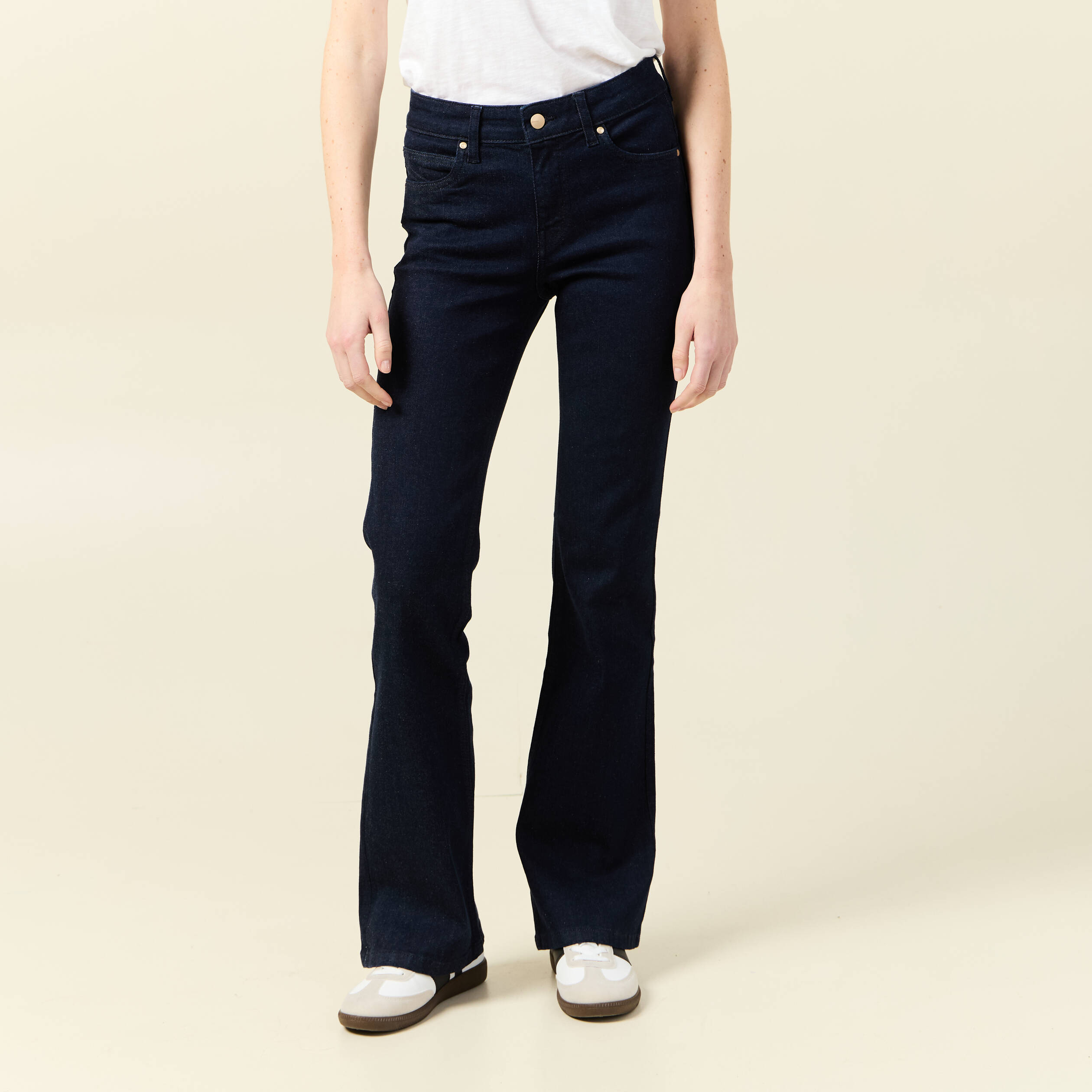 jeans bootcut 5 poches denim brut femme Jeans bootcut 5 poches denim brut femme