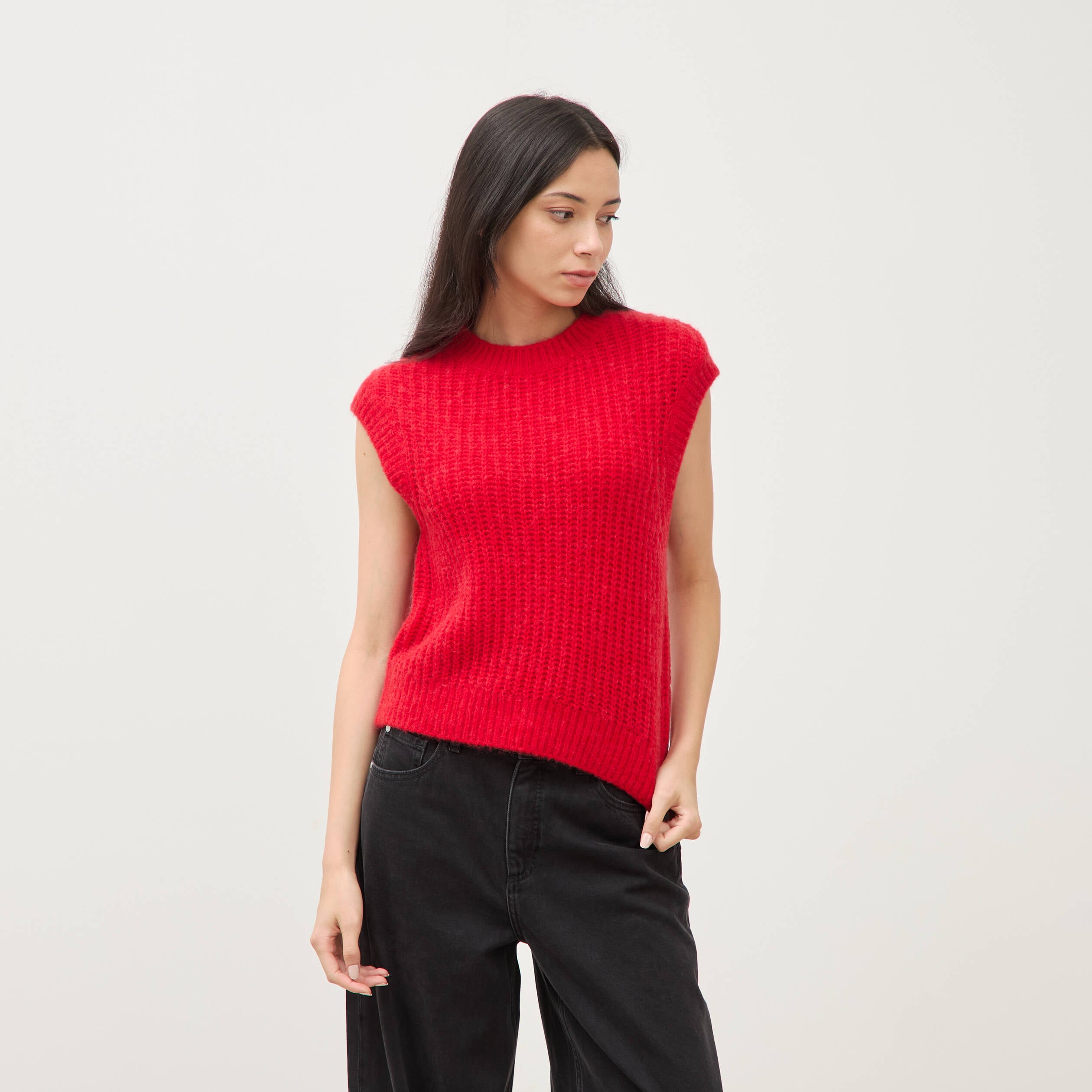 Pull droit sans manches col rond rouge femme
