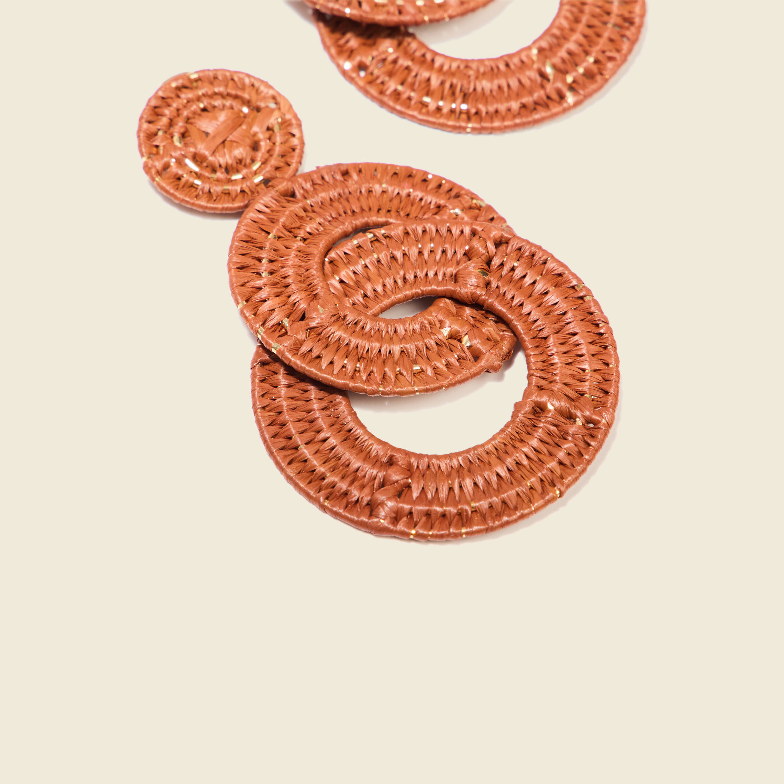 boucles doreilles pendantes rose corail femme Boucles d'oreilles pendantes rose corail femme