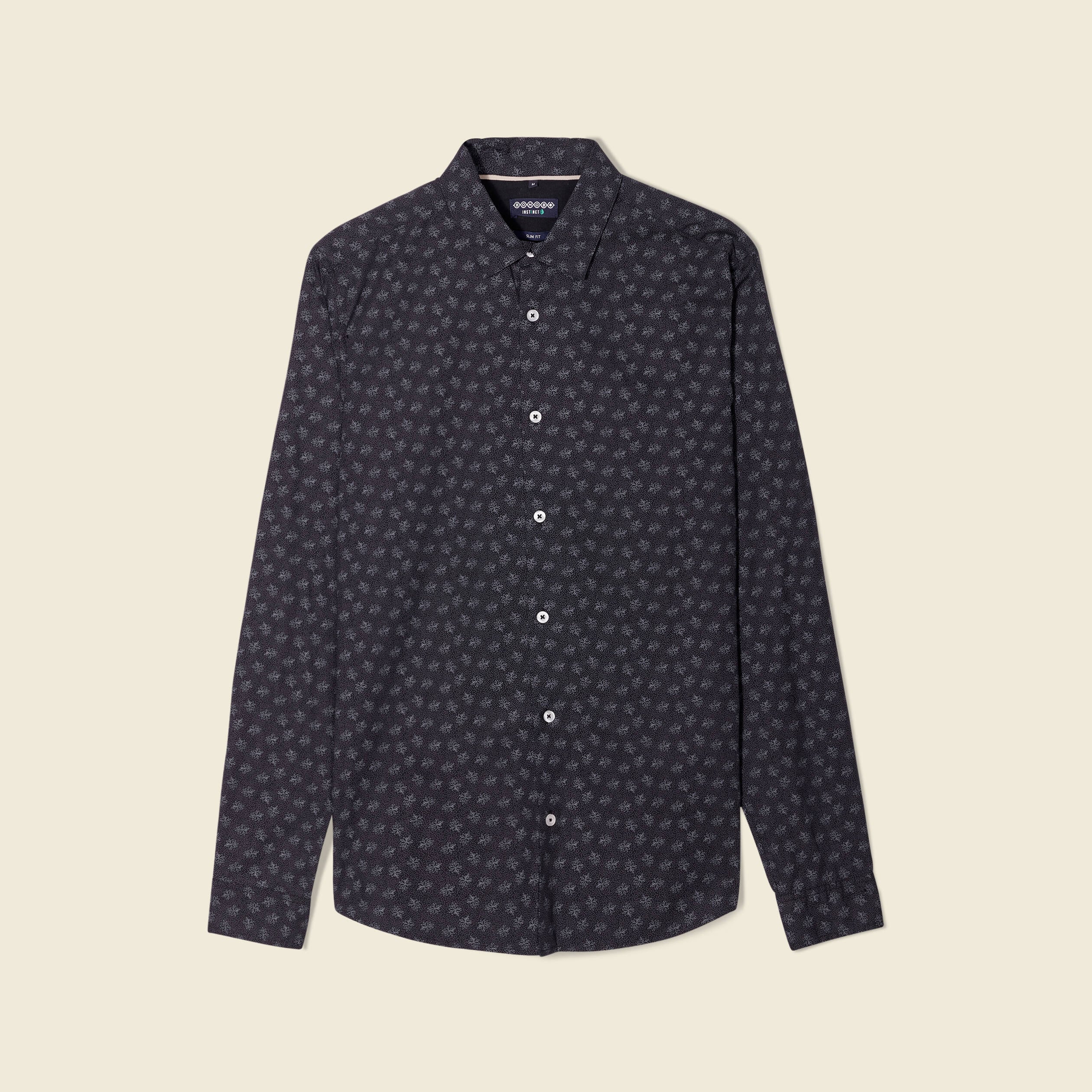 Chemise cintr&eacute;e en coton manches longues noir homme