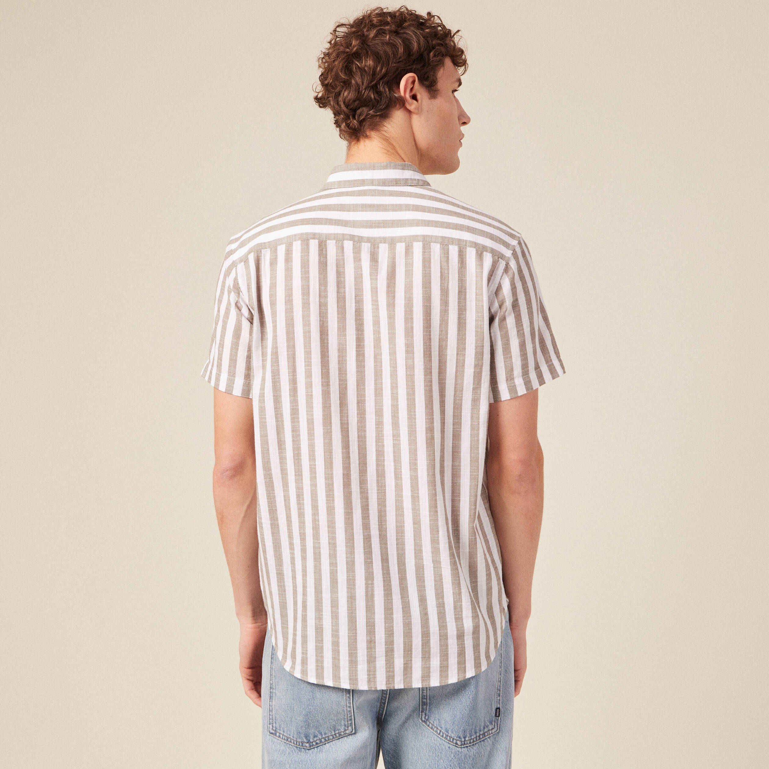 Chemise Verte Kaki Pour Garçon - Marque TU - Taille 5-6 Ans - Manches Longues - Occasion Très Bon état