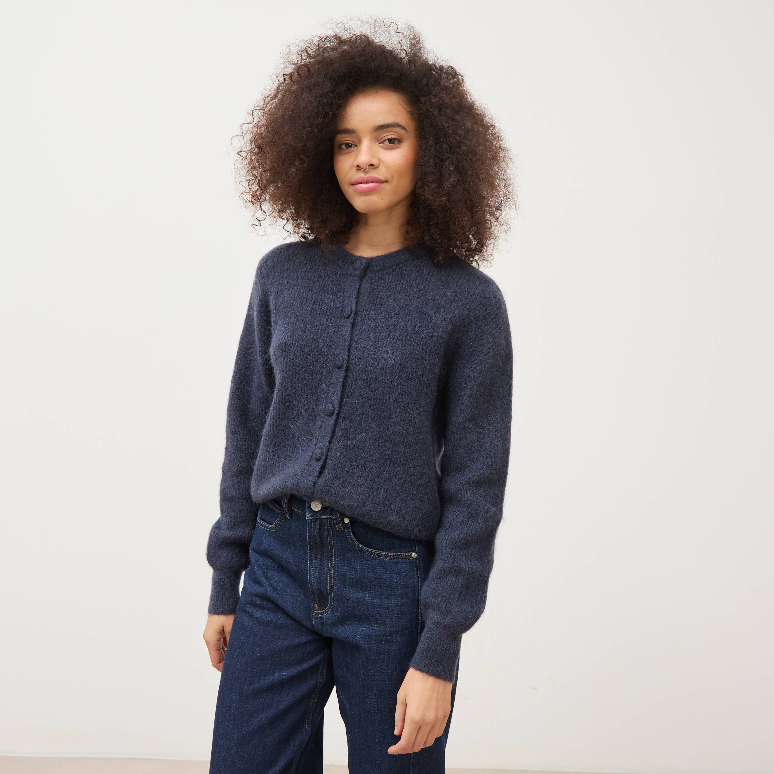Gilet manches longues col rond bleu fonc&eacute; femme
