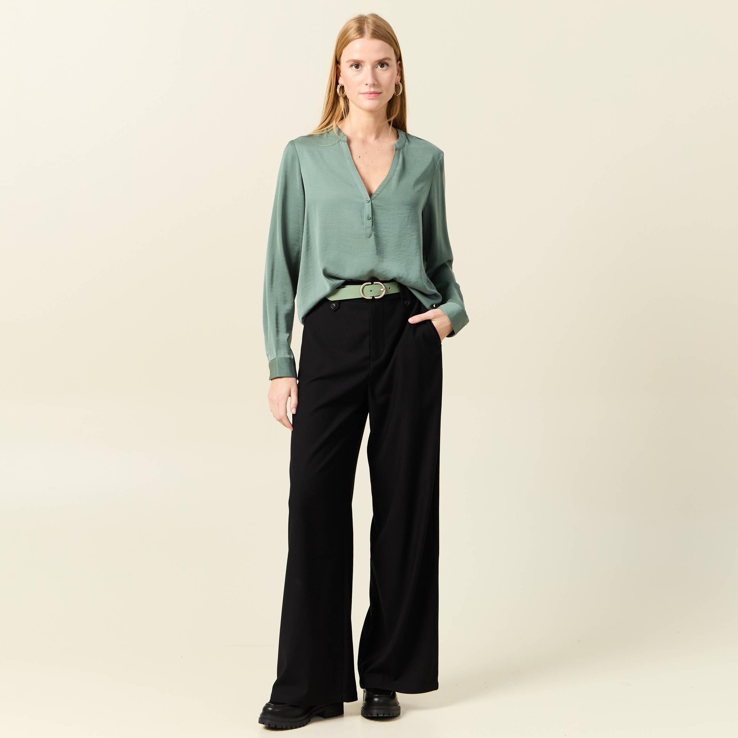 blouse manches longues satin vert kaki femme Blouse manches longues satin vert kaki femme