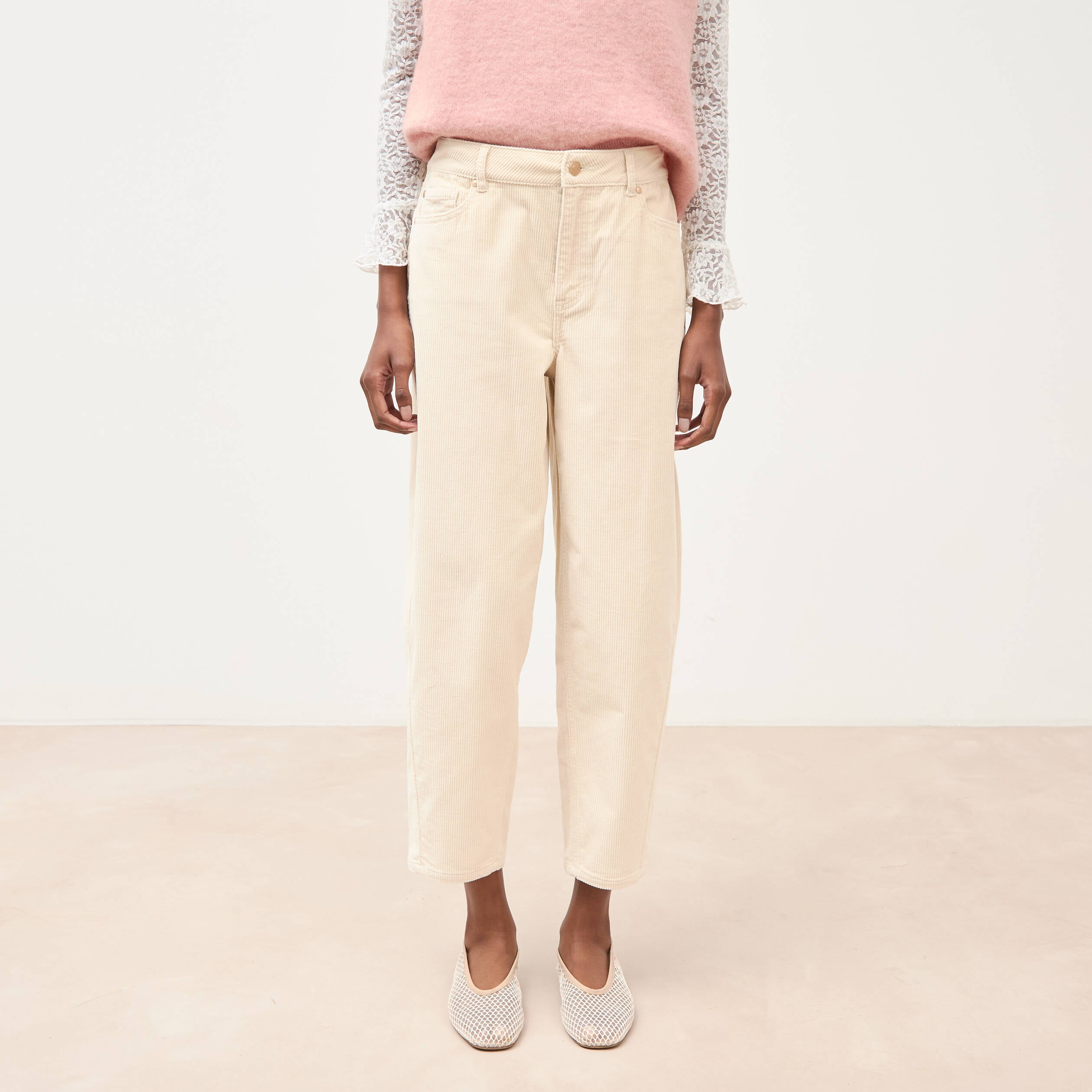 Pantalon taille haute velours resserr&eacute; ivoire femme