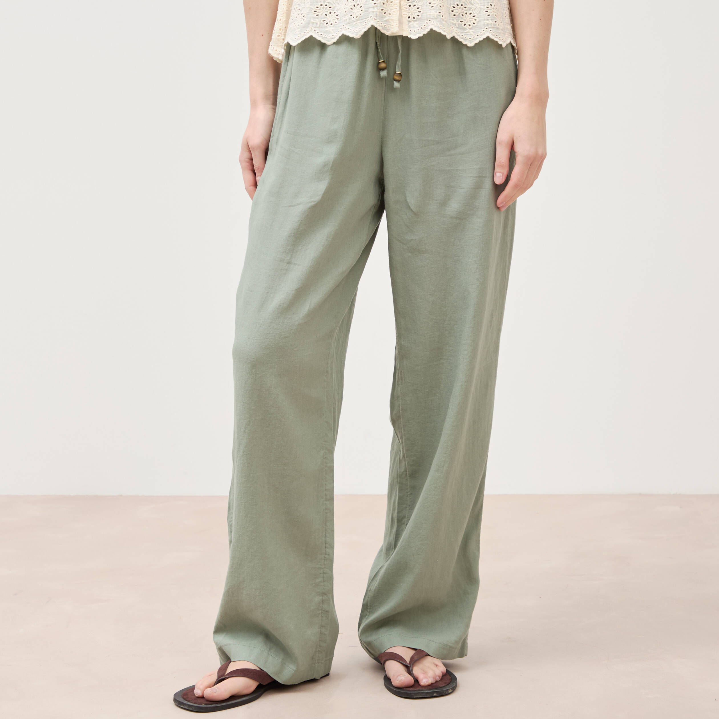 Pantalon standard fluide vert kaki femme