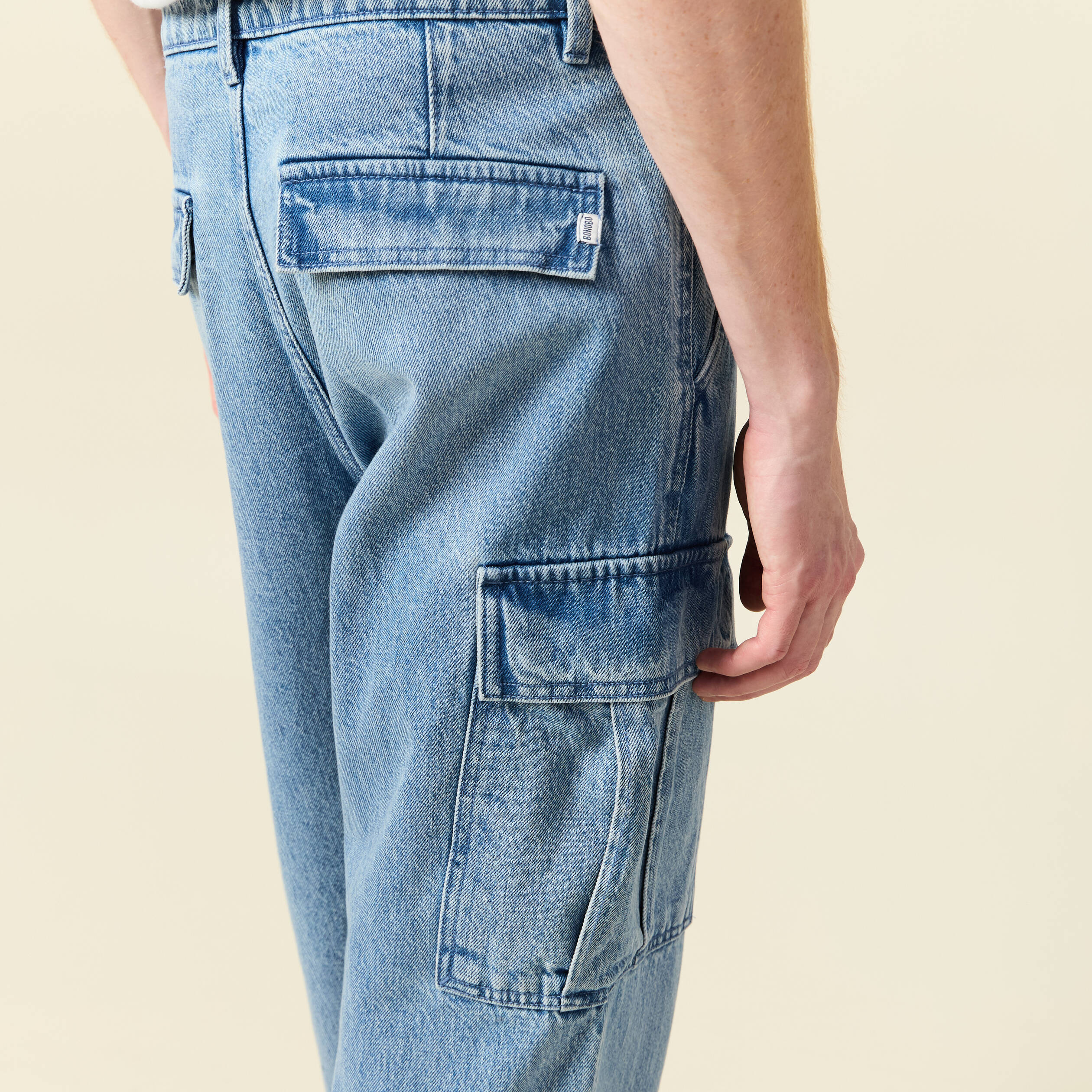 cargo en coton denim bleach homme Cargo en coton denim bleach homme