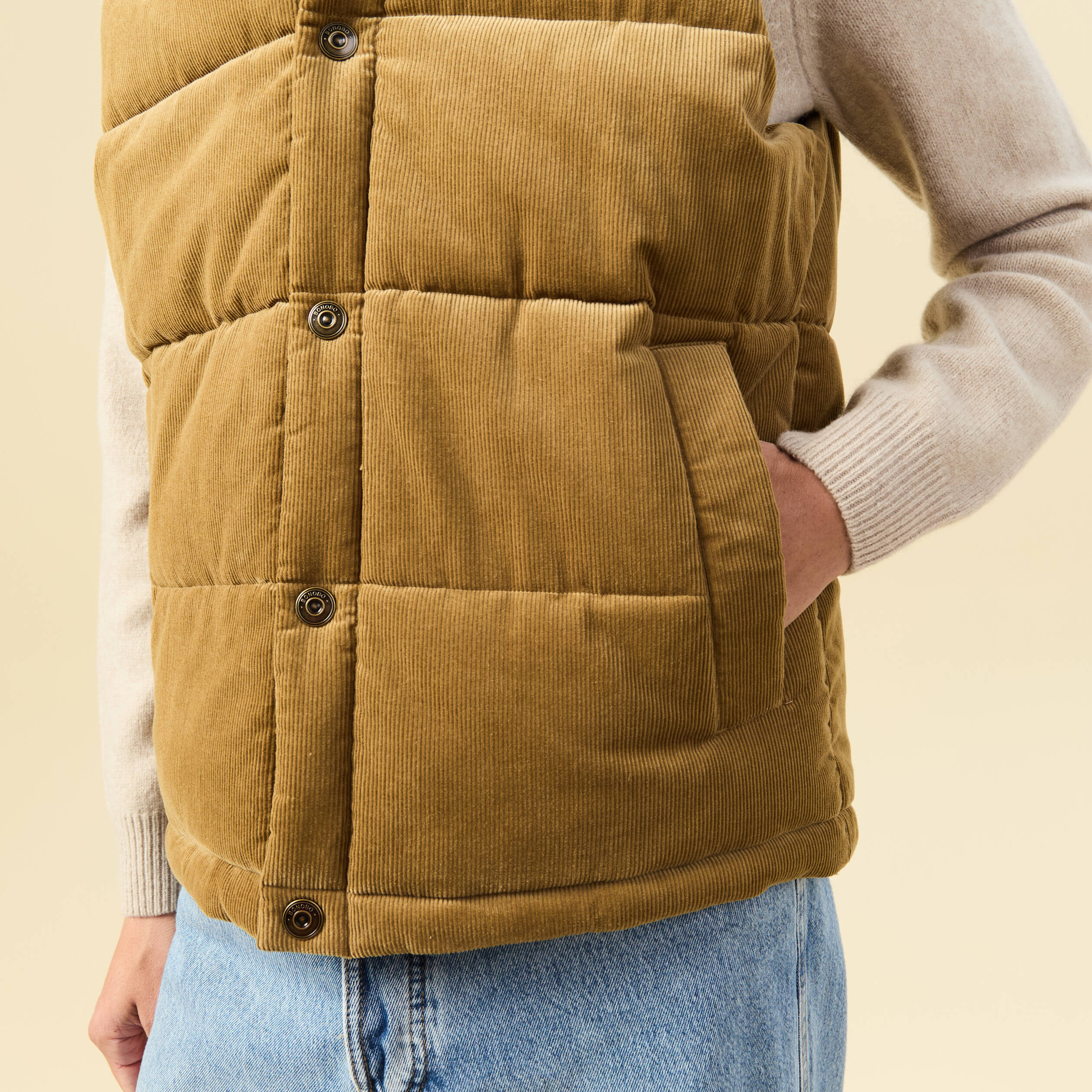 Doudoune droite courte sans manches camel homme