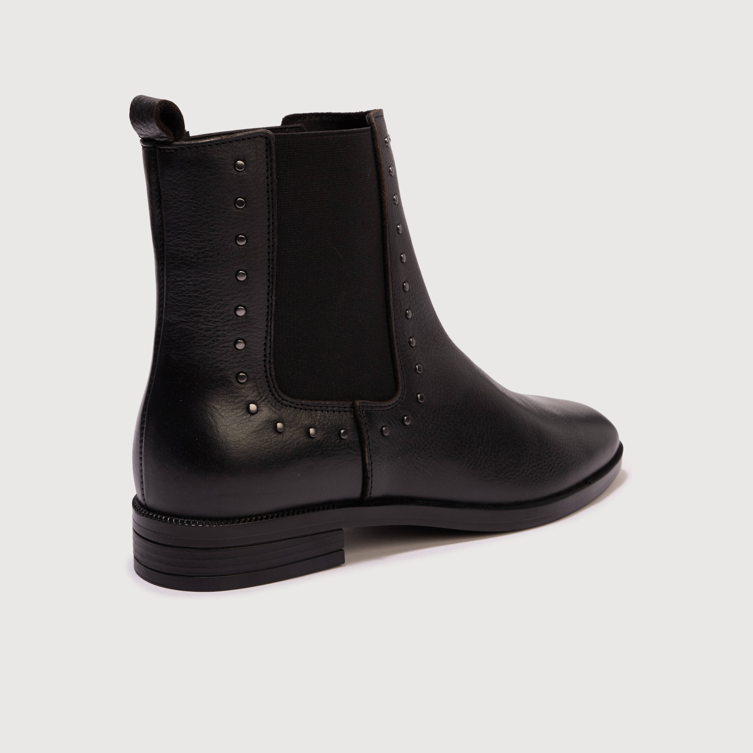 Bottines en cuir noir femme