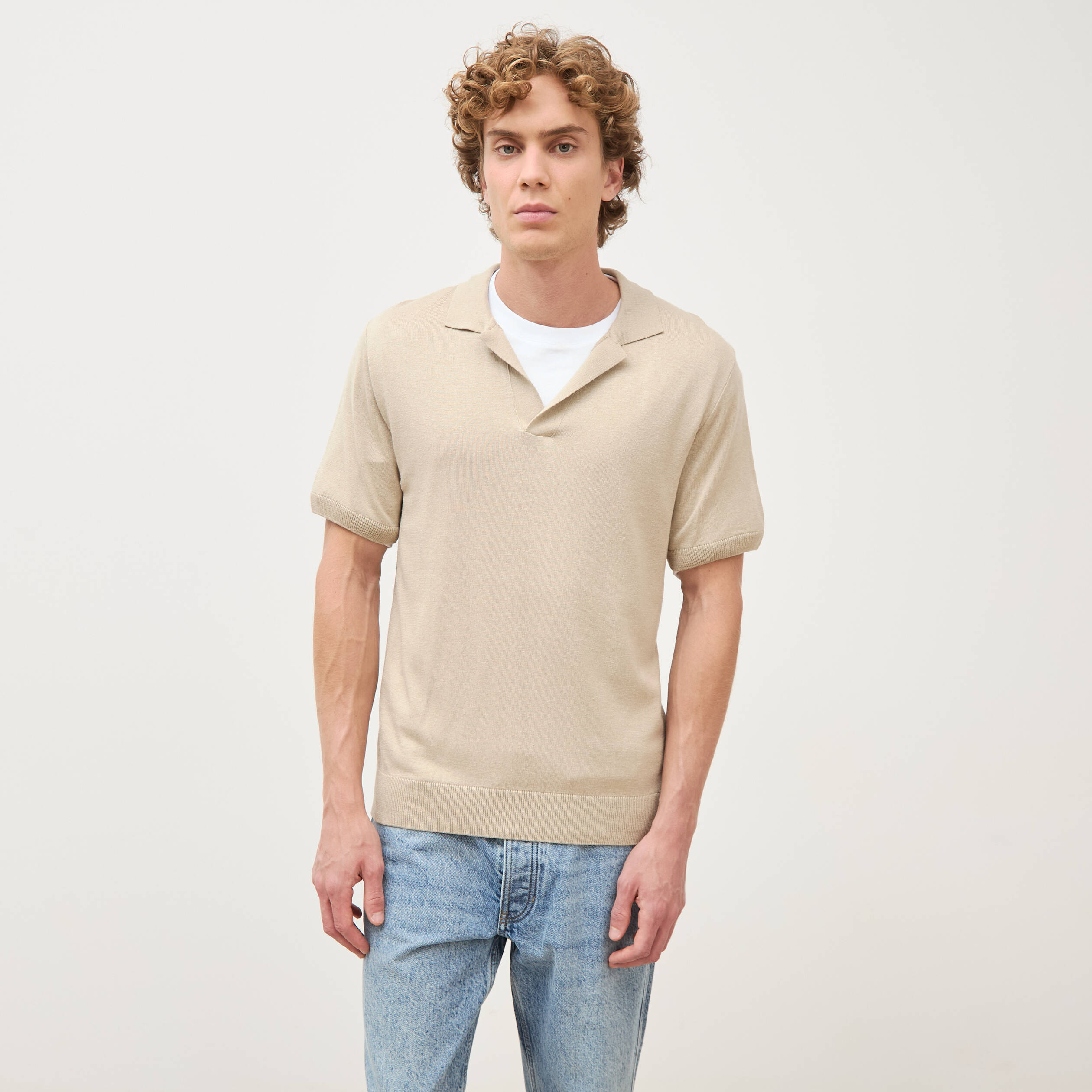 Polo manches courtes col cubain beige homme