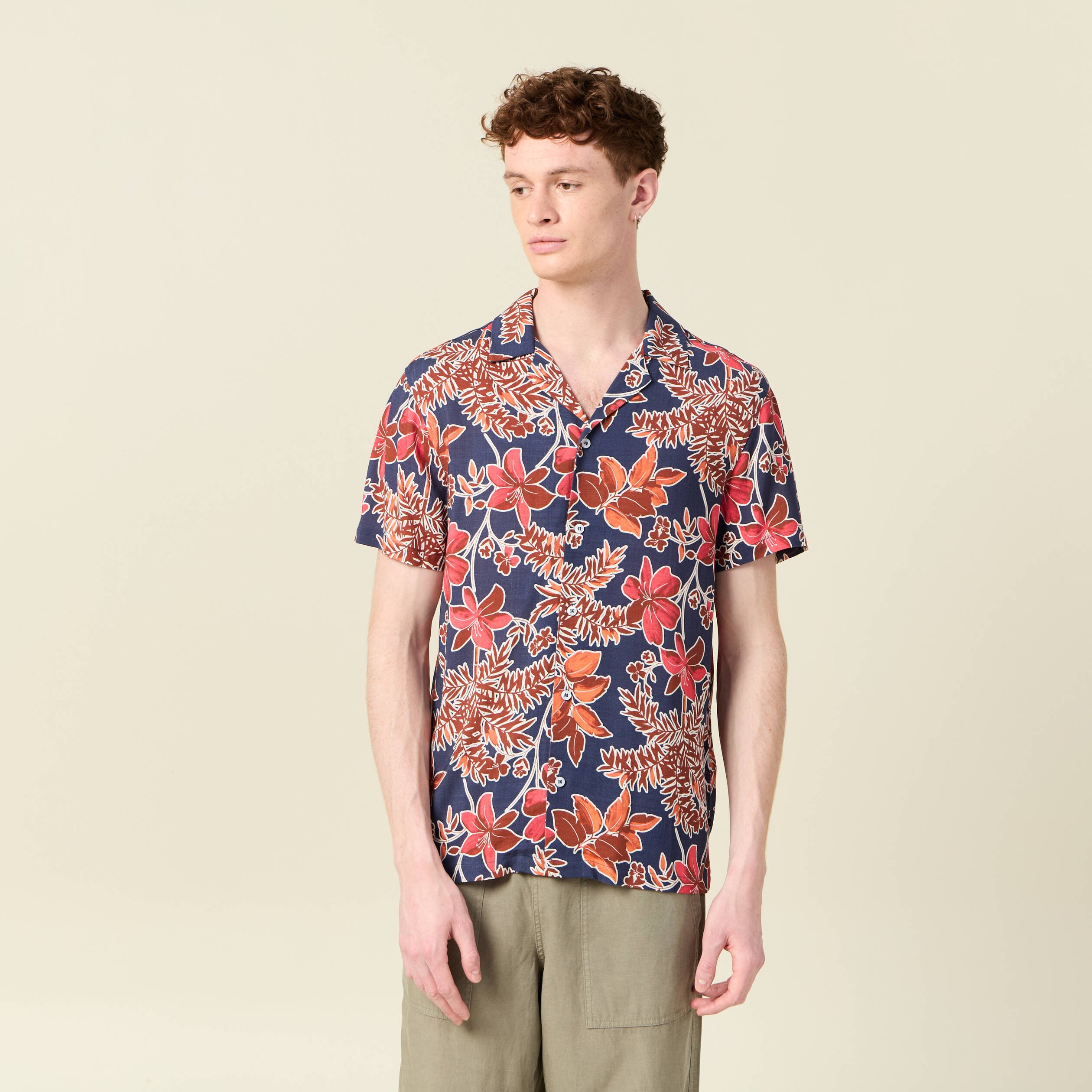 chemise manches courtes bleu marine homme Chemise manches courtes bleu marine homme