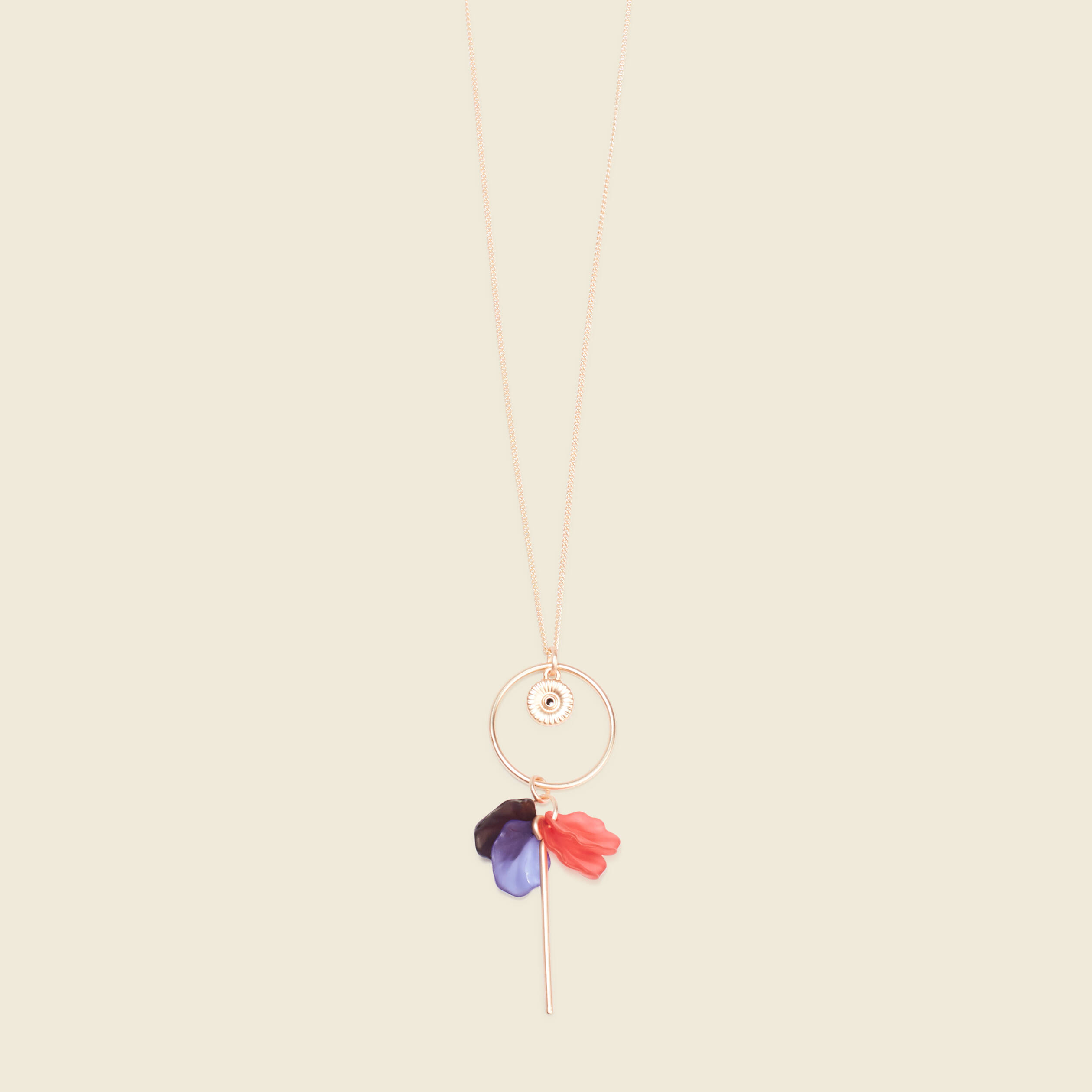 Collier avec pendentif couleur or femme