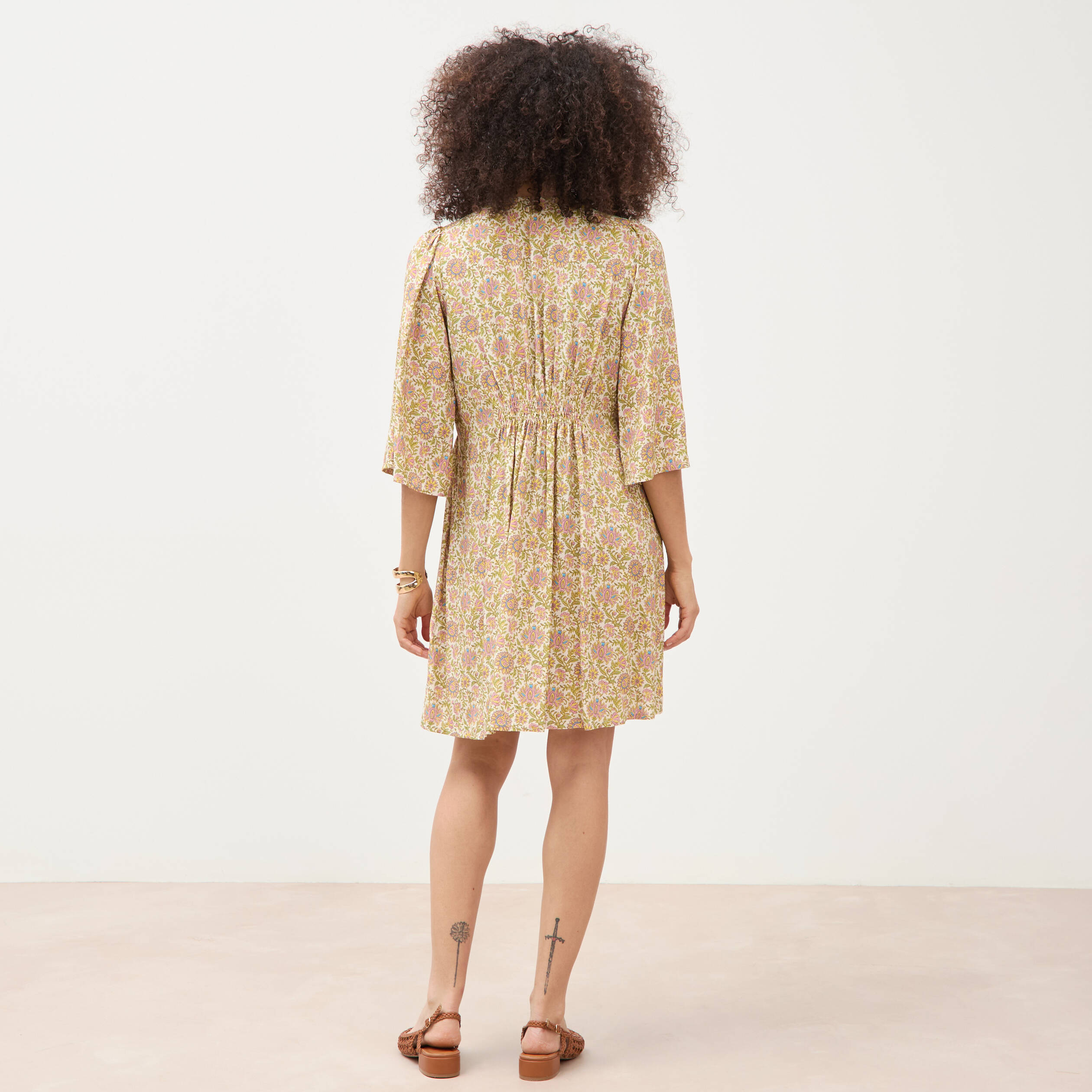 Robe fluide col v manches courtes vert femme