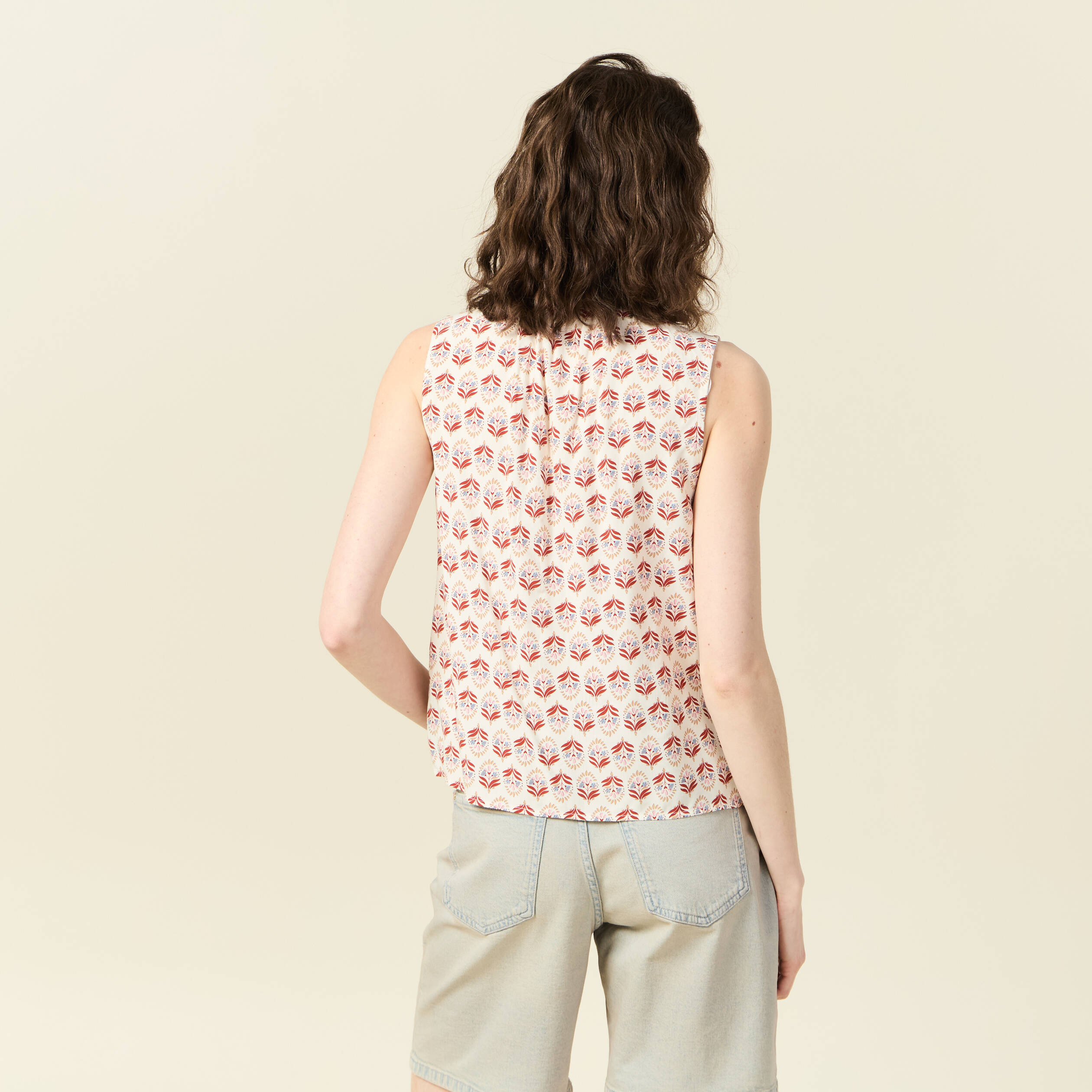 blouse sans manches ivoire femme Blouse sans manches ivoire femme