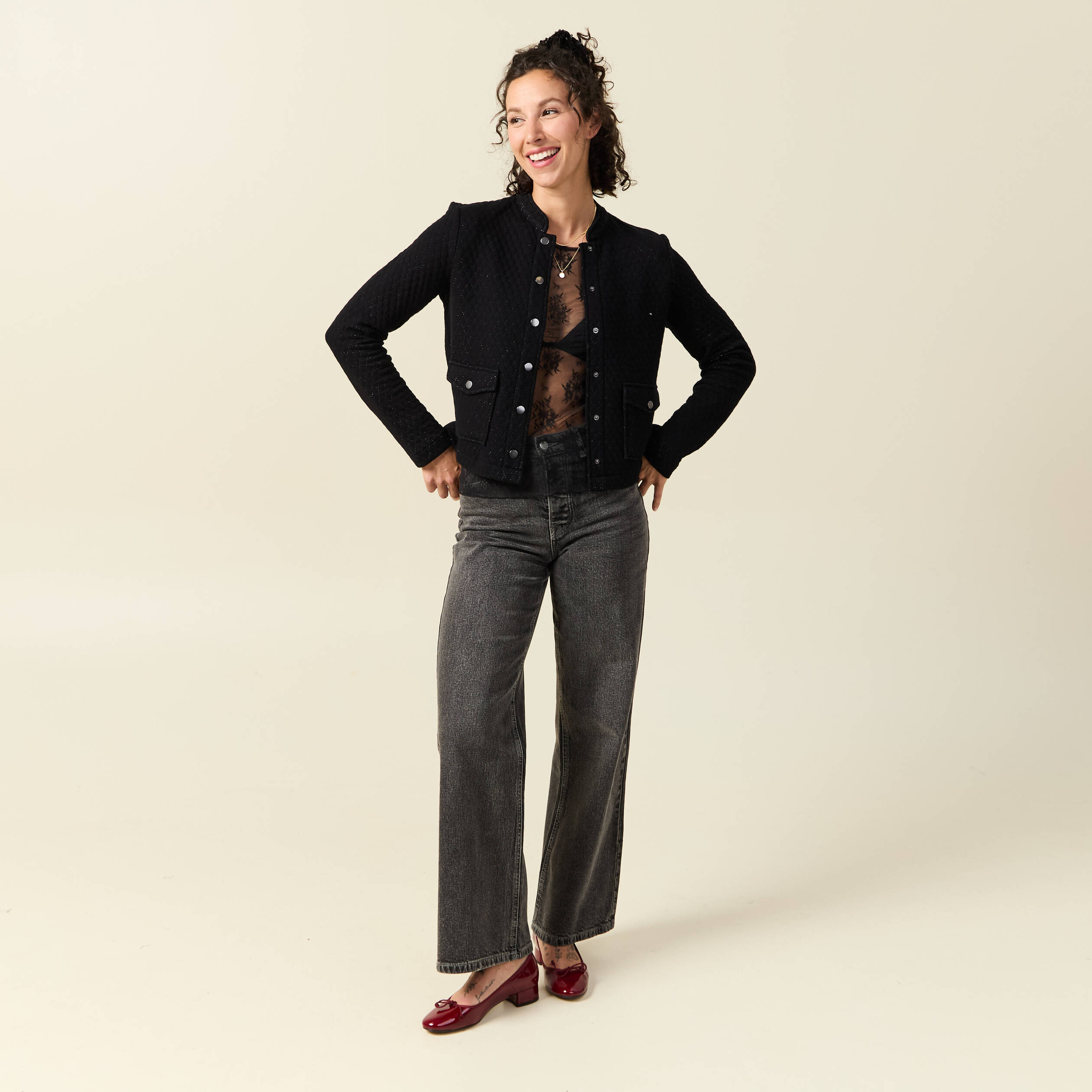 Veste droite courte col mao noir femme