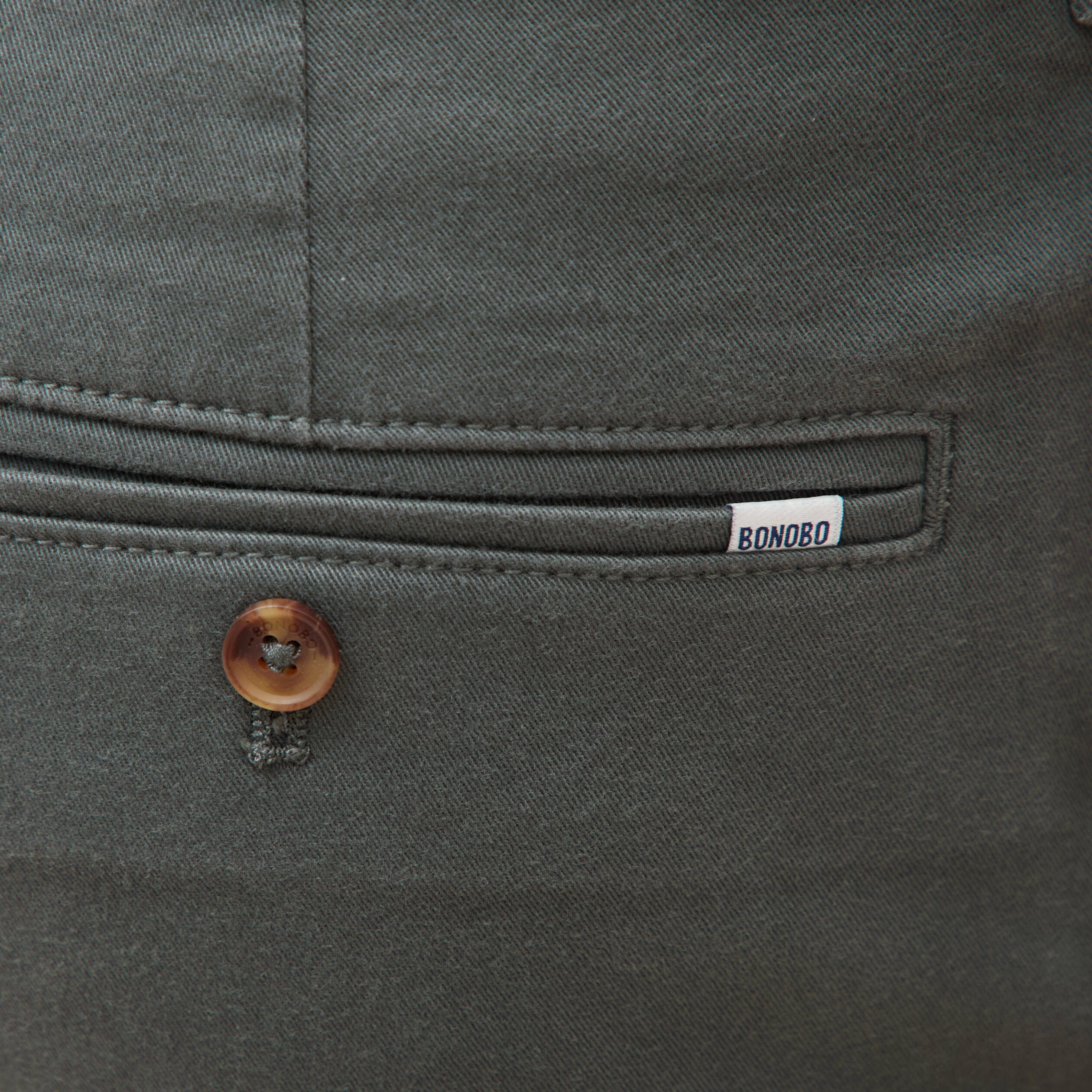 Short vert kaki homme