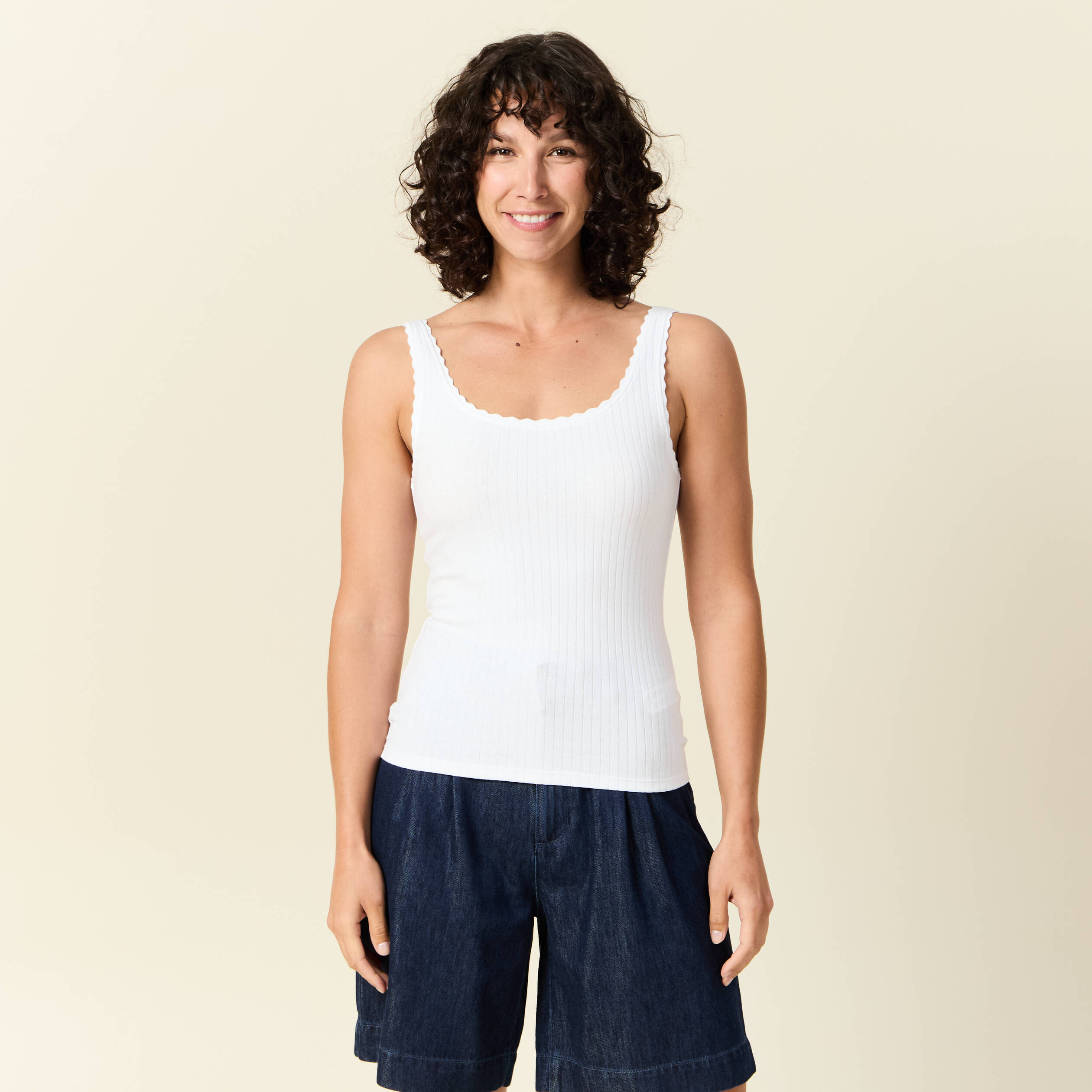 debardeur sans manches cotele blanc femme Débardeur sans manches côtelé blanc femme