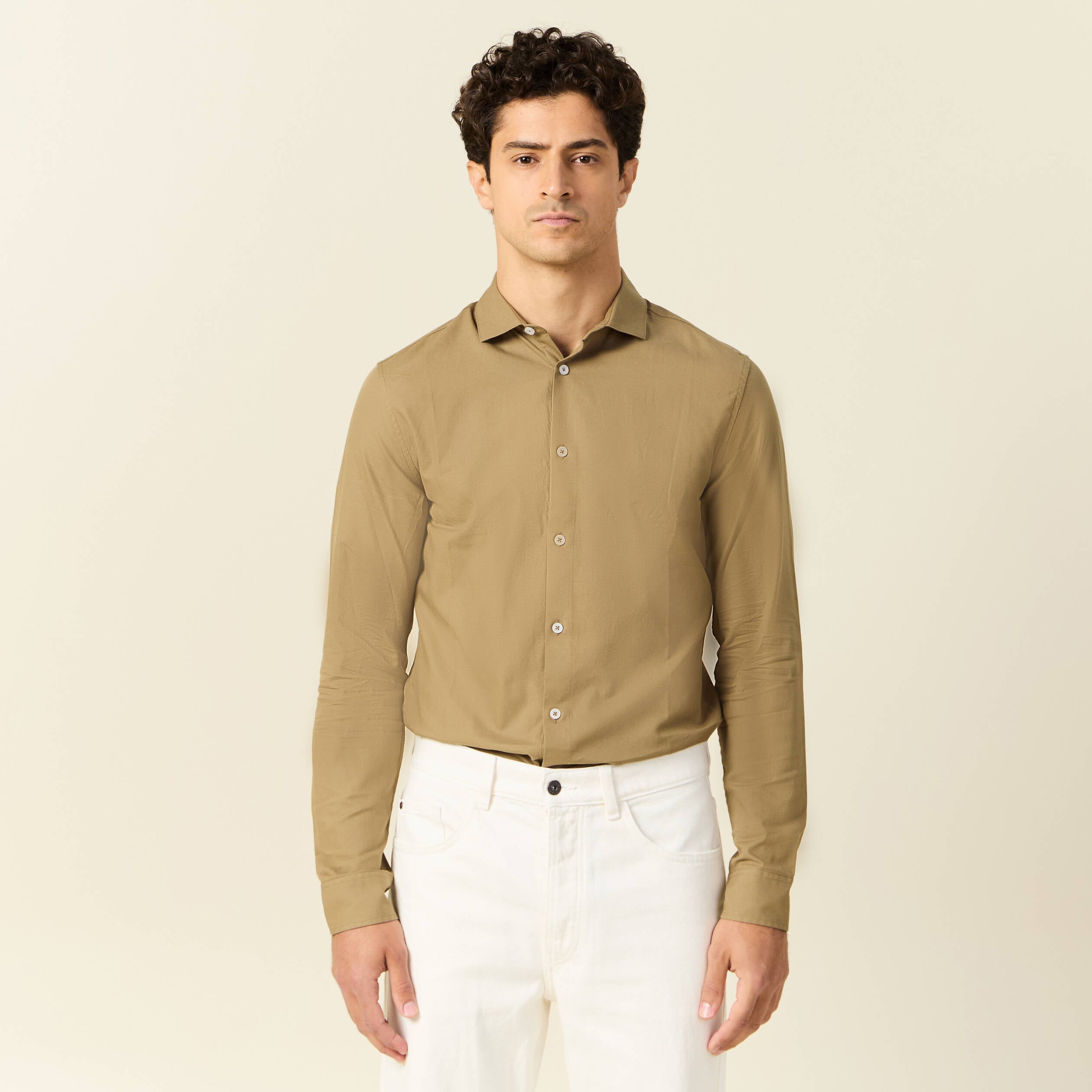 Col cintr&eacute; en coton manches longues marron homme