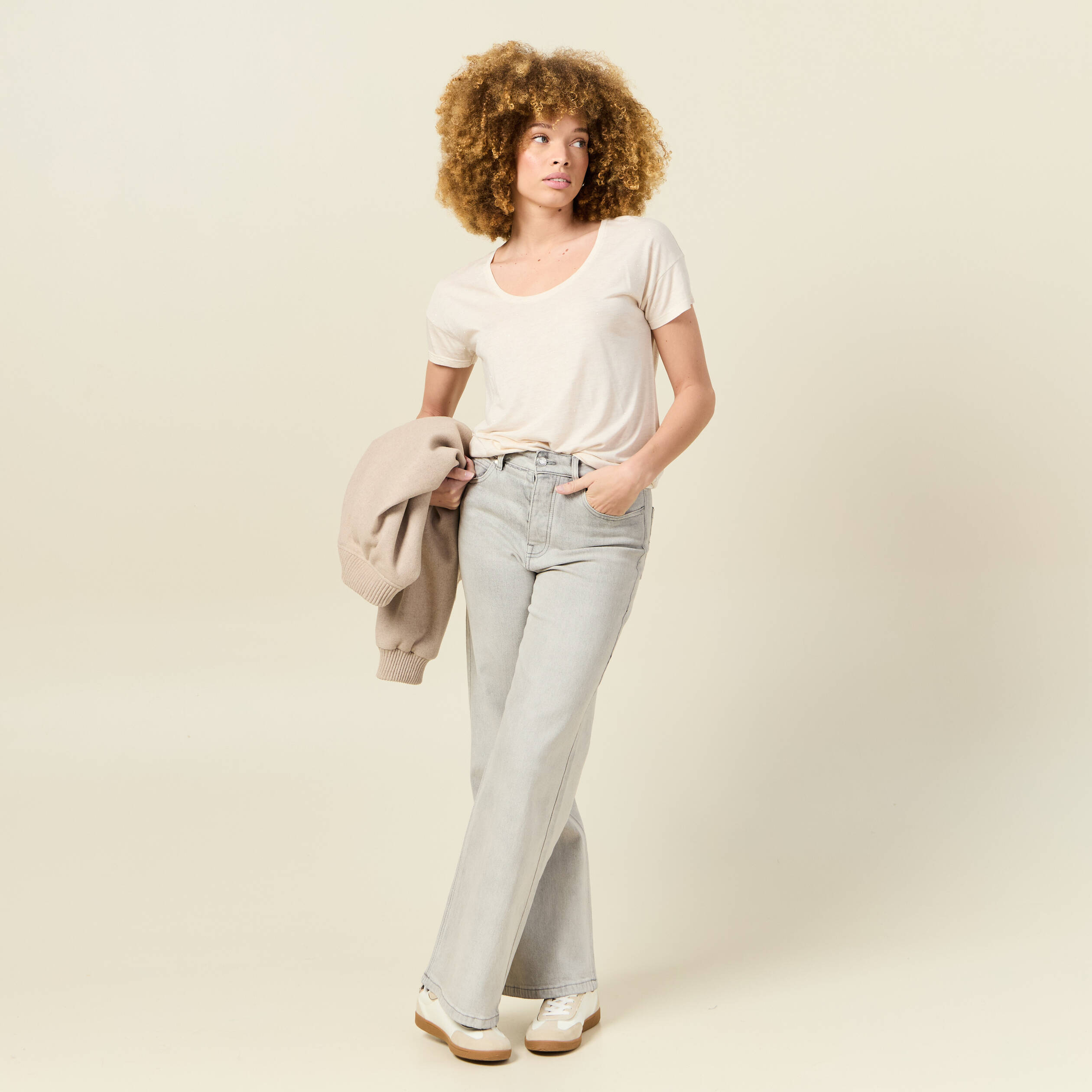 t shirt manches courtes brillant creme femme T-shirt manches courtes brillant creme femme