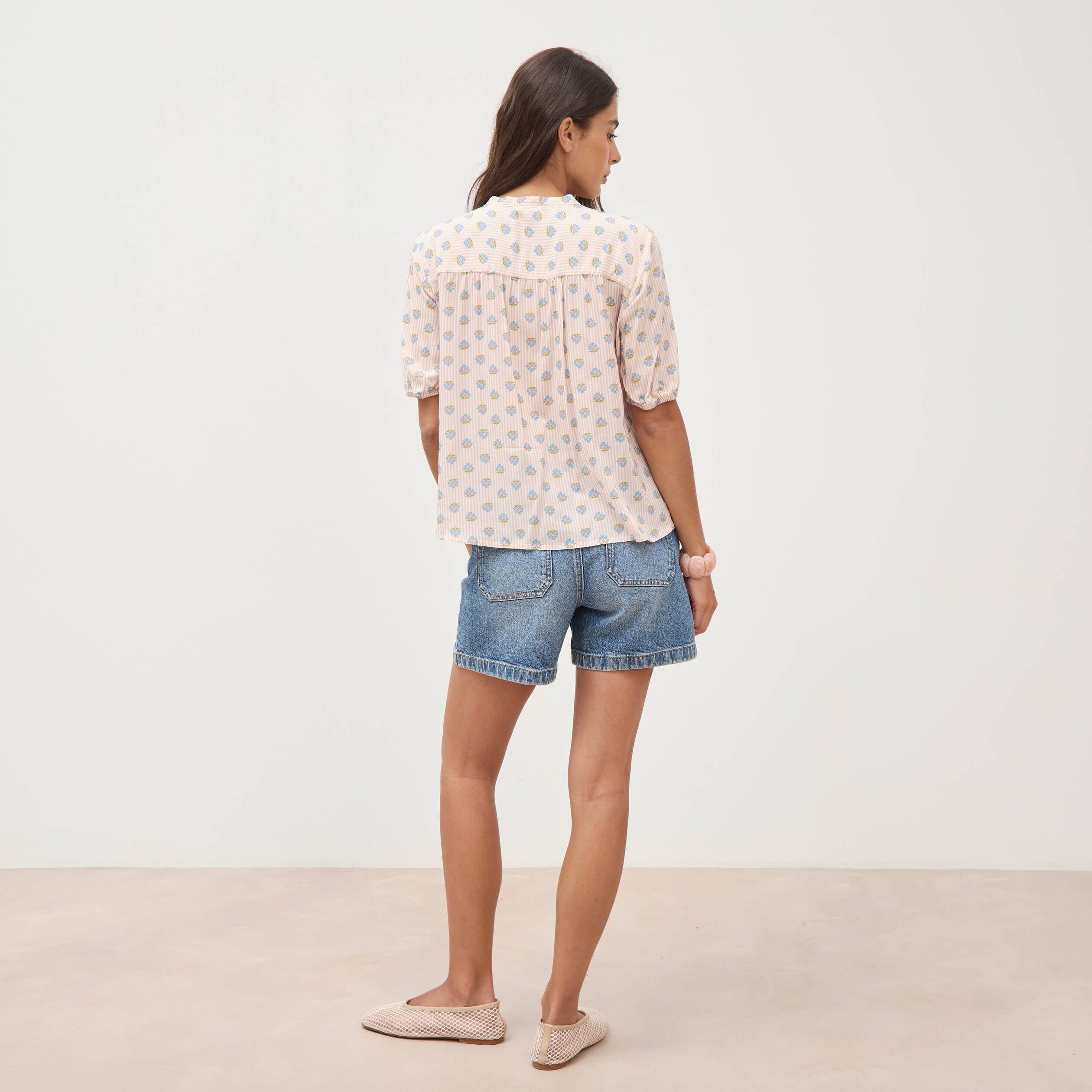 Chemise droite col v manches courtes rose femme