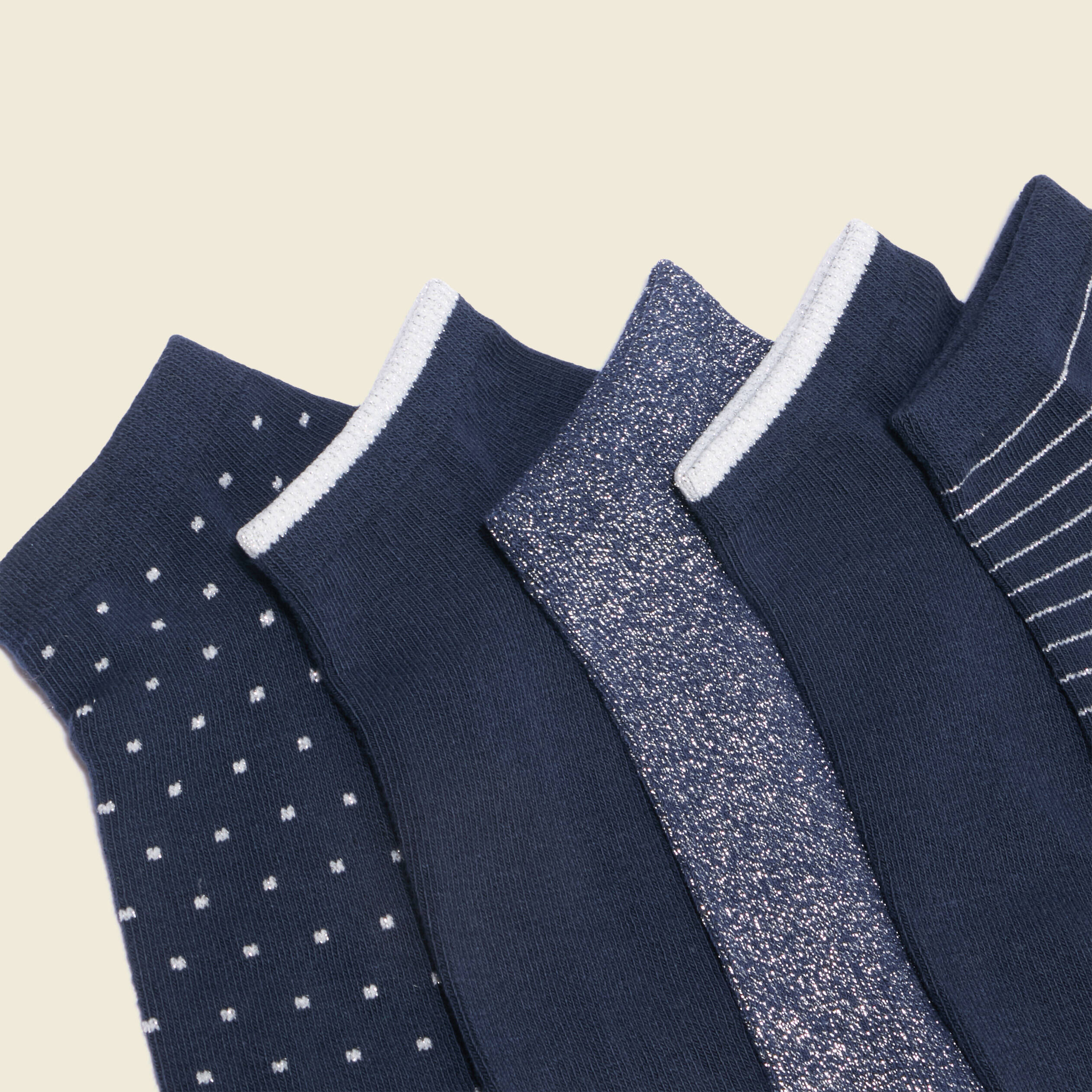 paire de chaussettes bleu marine femme Paire de chaussettes bleu marine femme