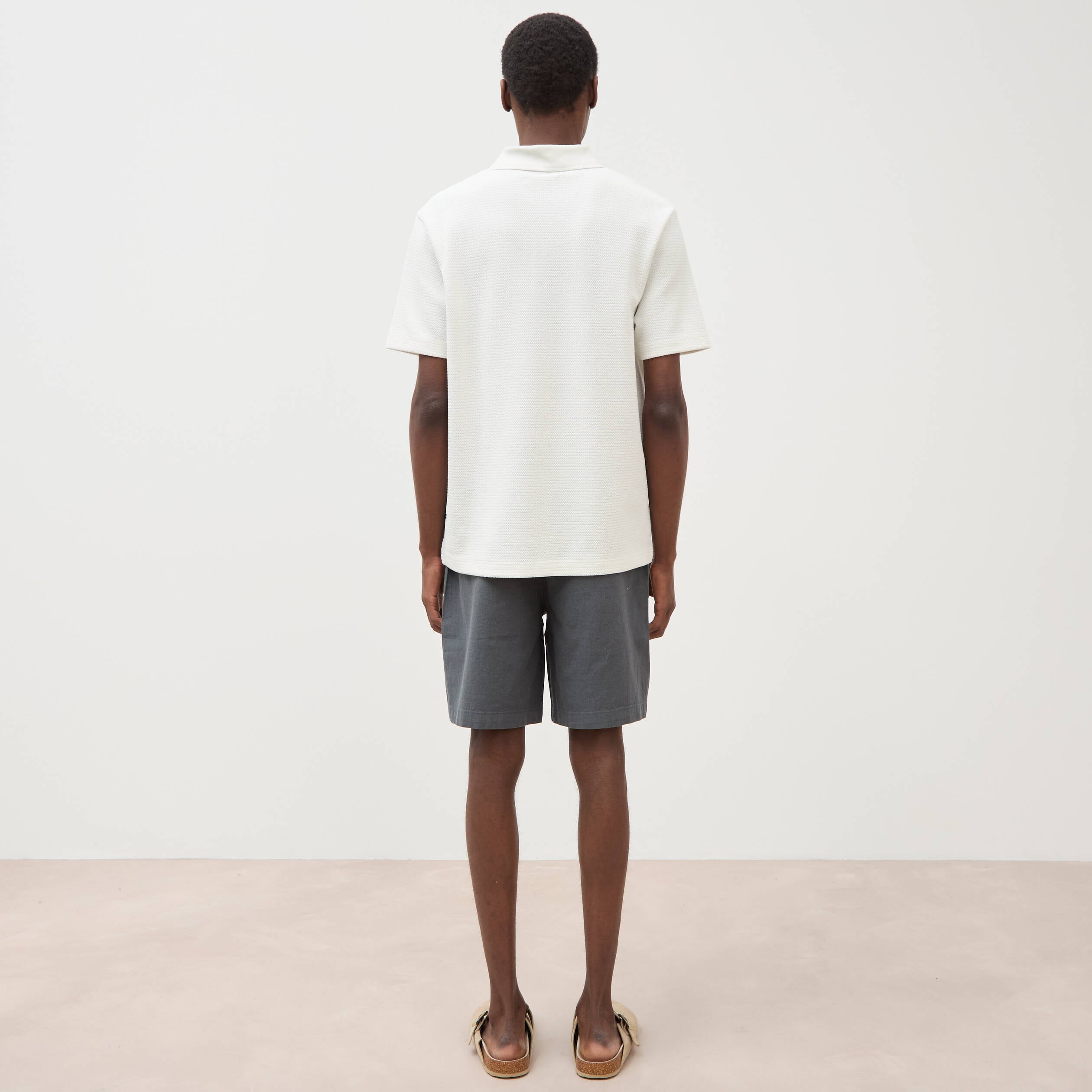 Polo manches courtes col cubain ecru homme