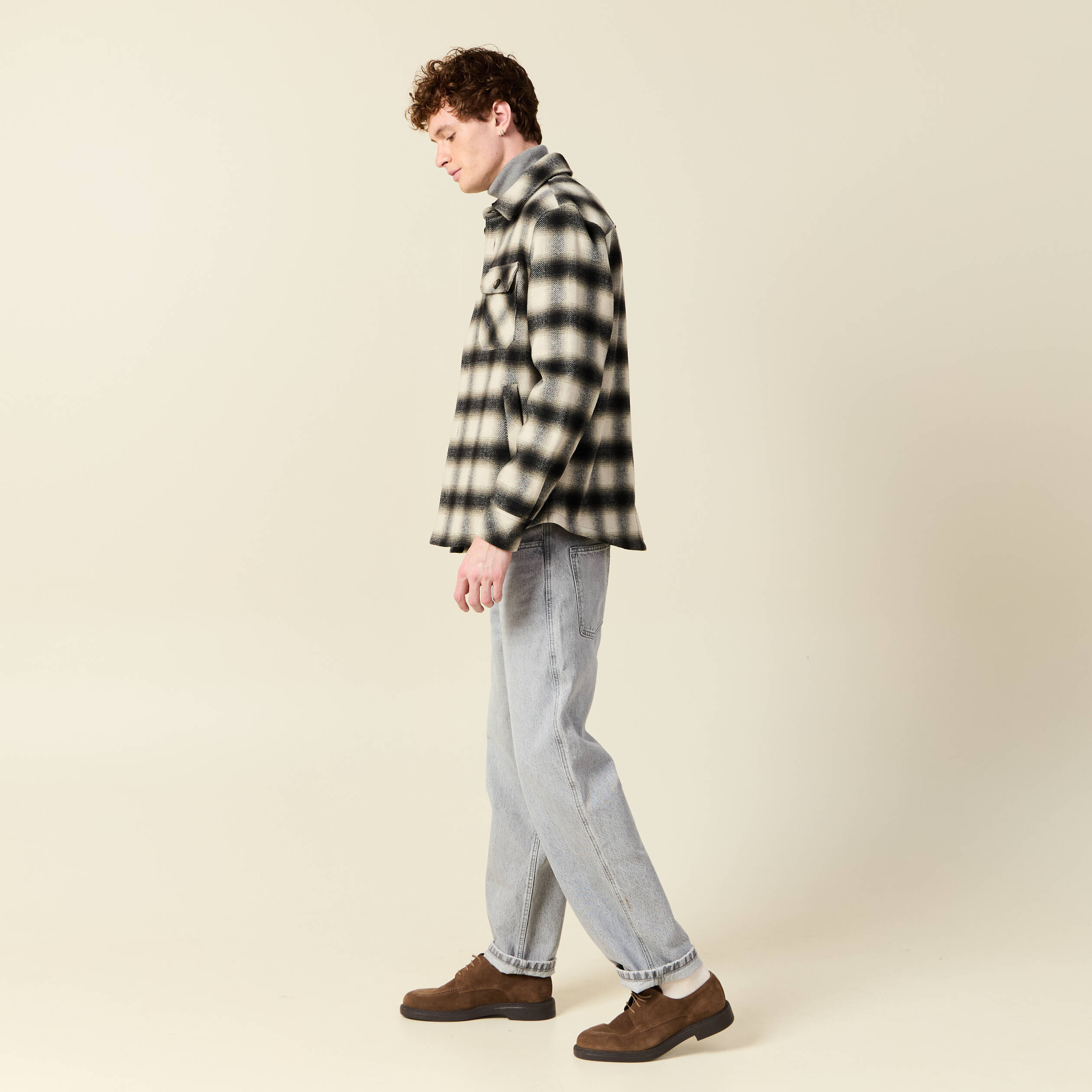 Surchemise oversize courte doubl&eacute;e vert kaki homme