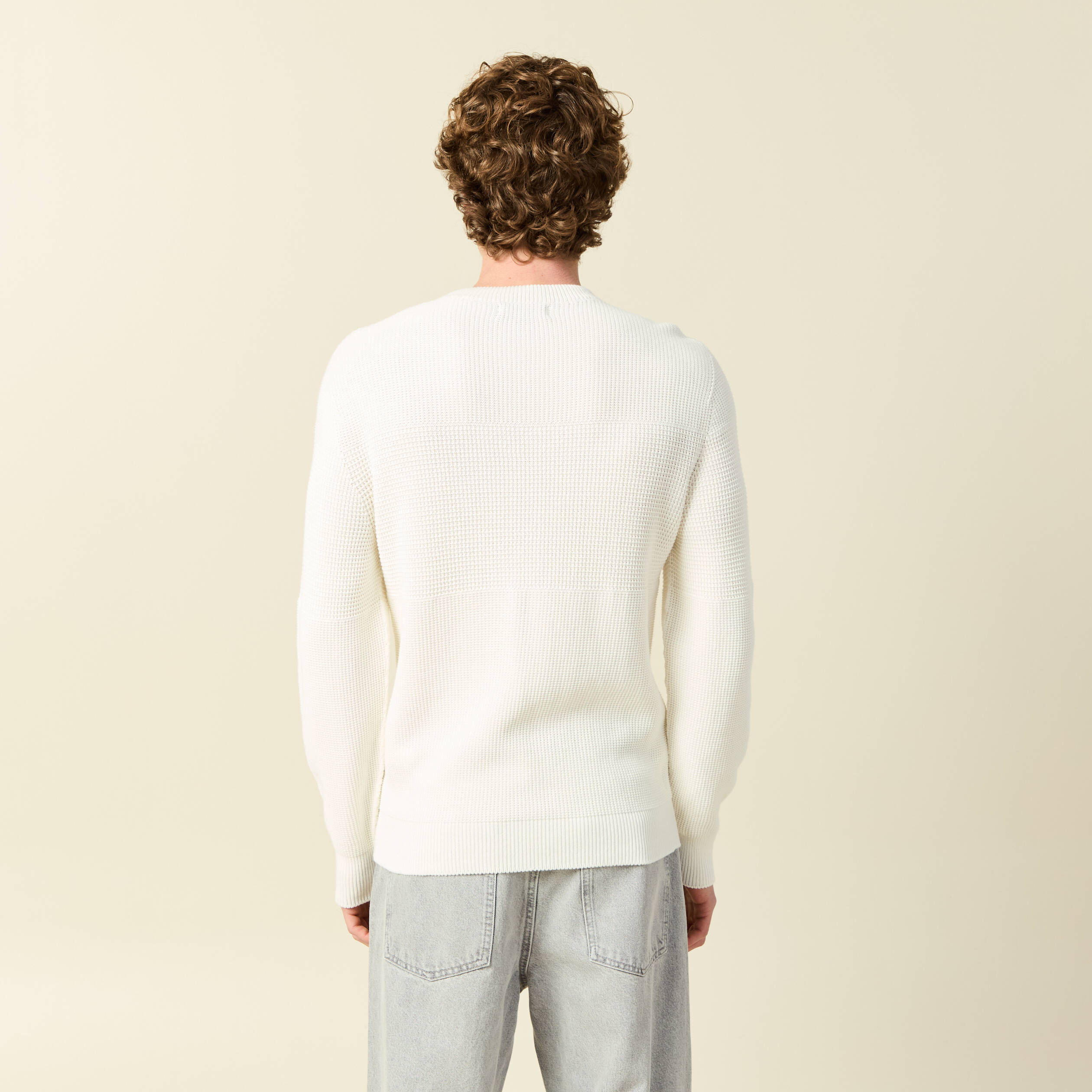 Pull col rond manches longues en coton ecru homme