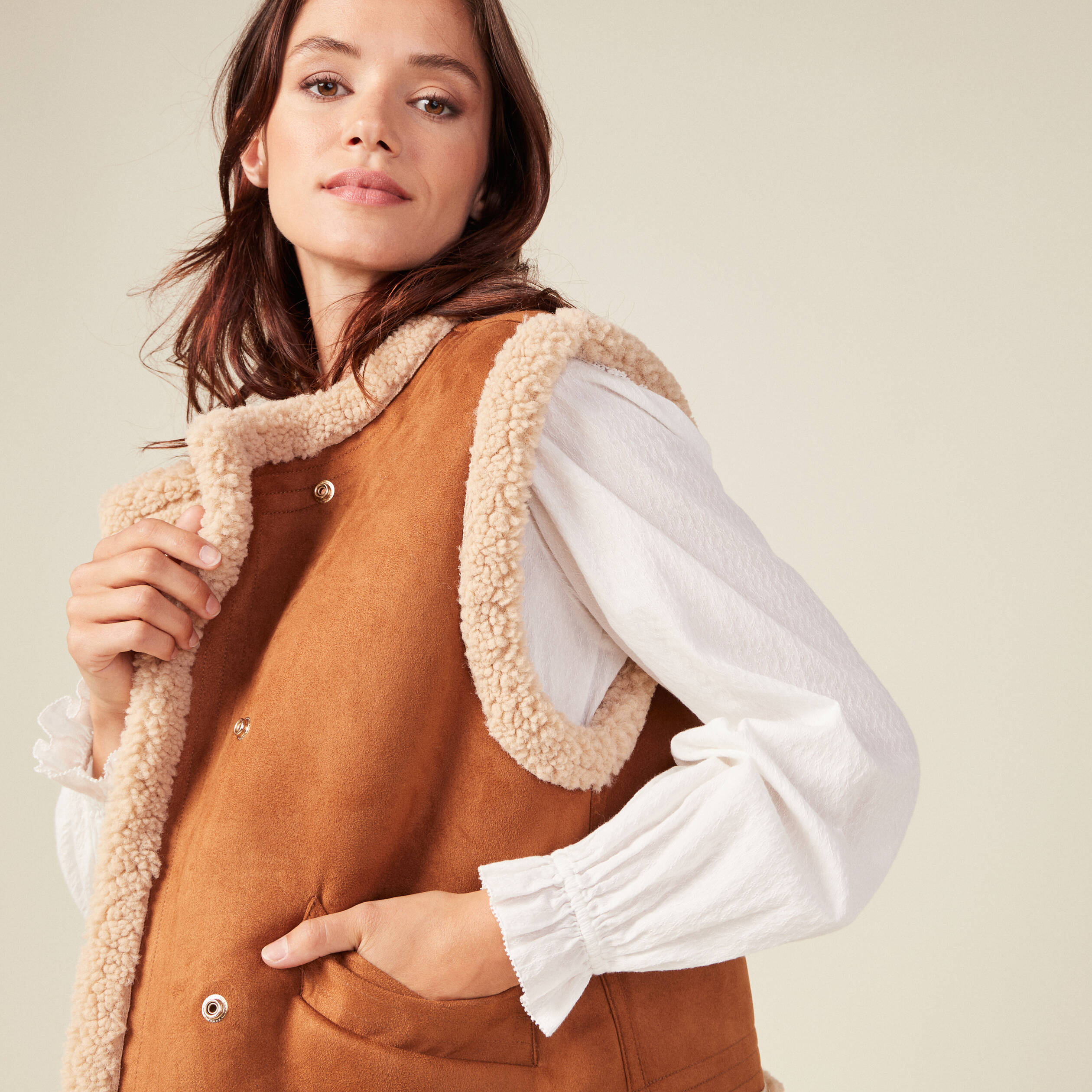 Veste sans manches suédine marron femme