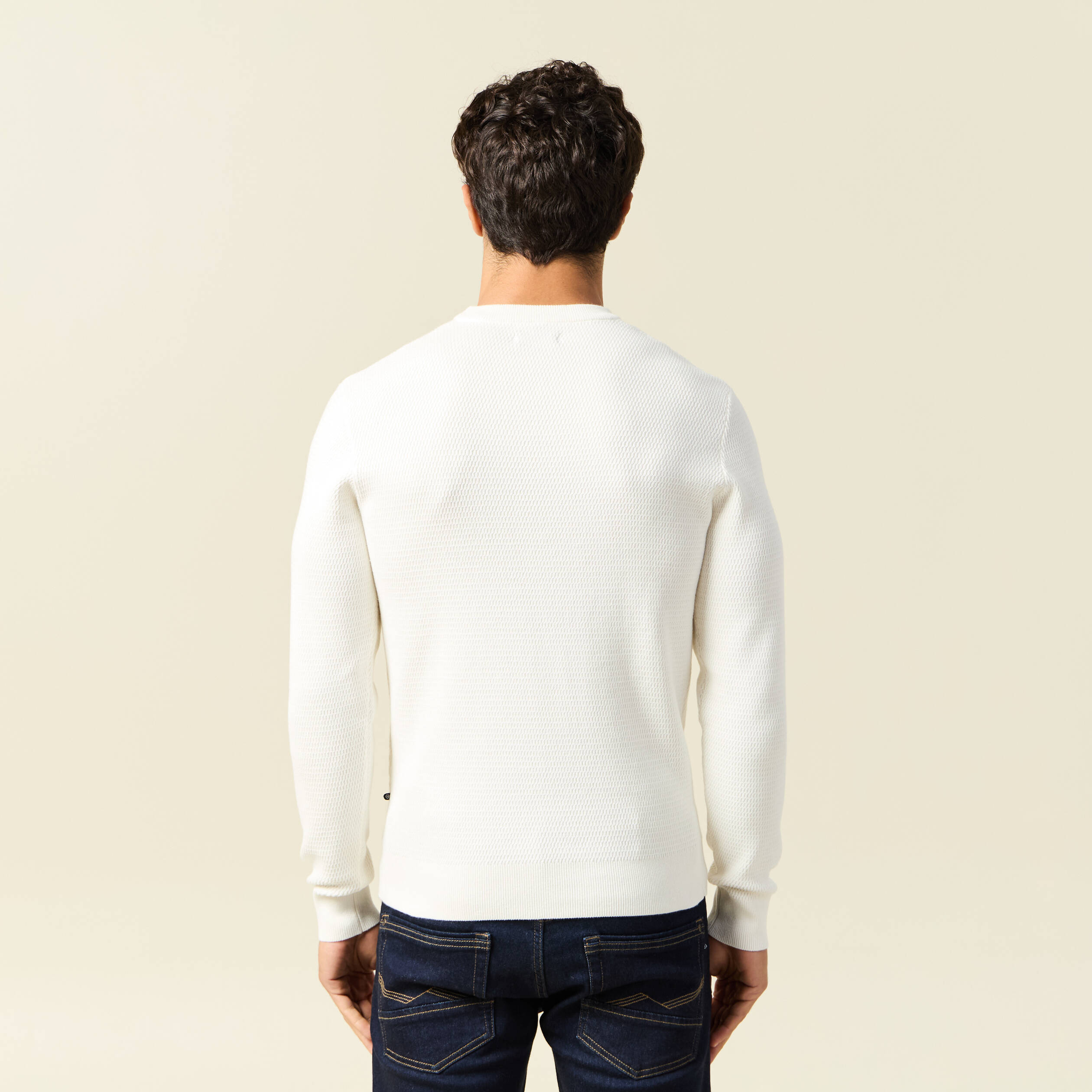 Pull droit manches longues ecru homme