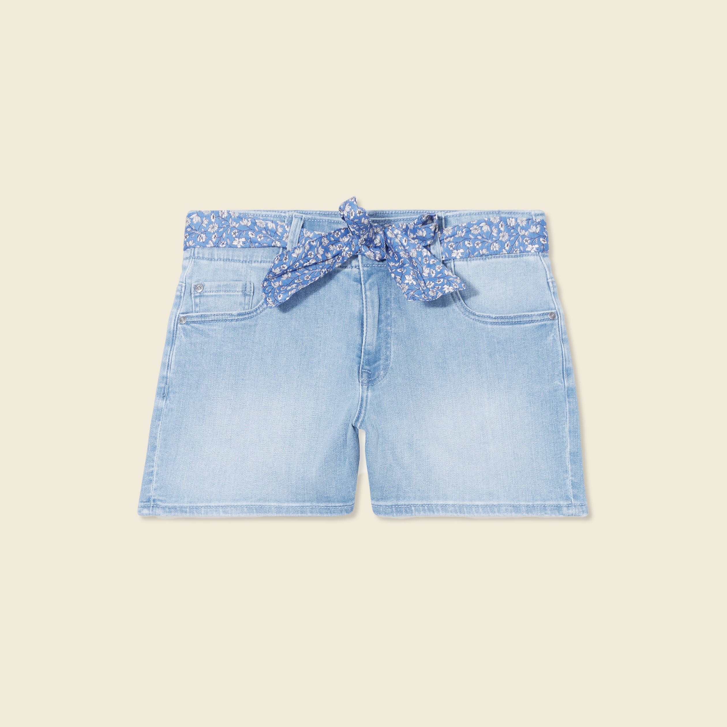 short straight en jean denim bleach femme Short straight en jean denim bleach femme