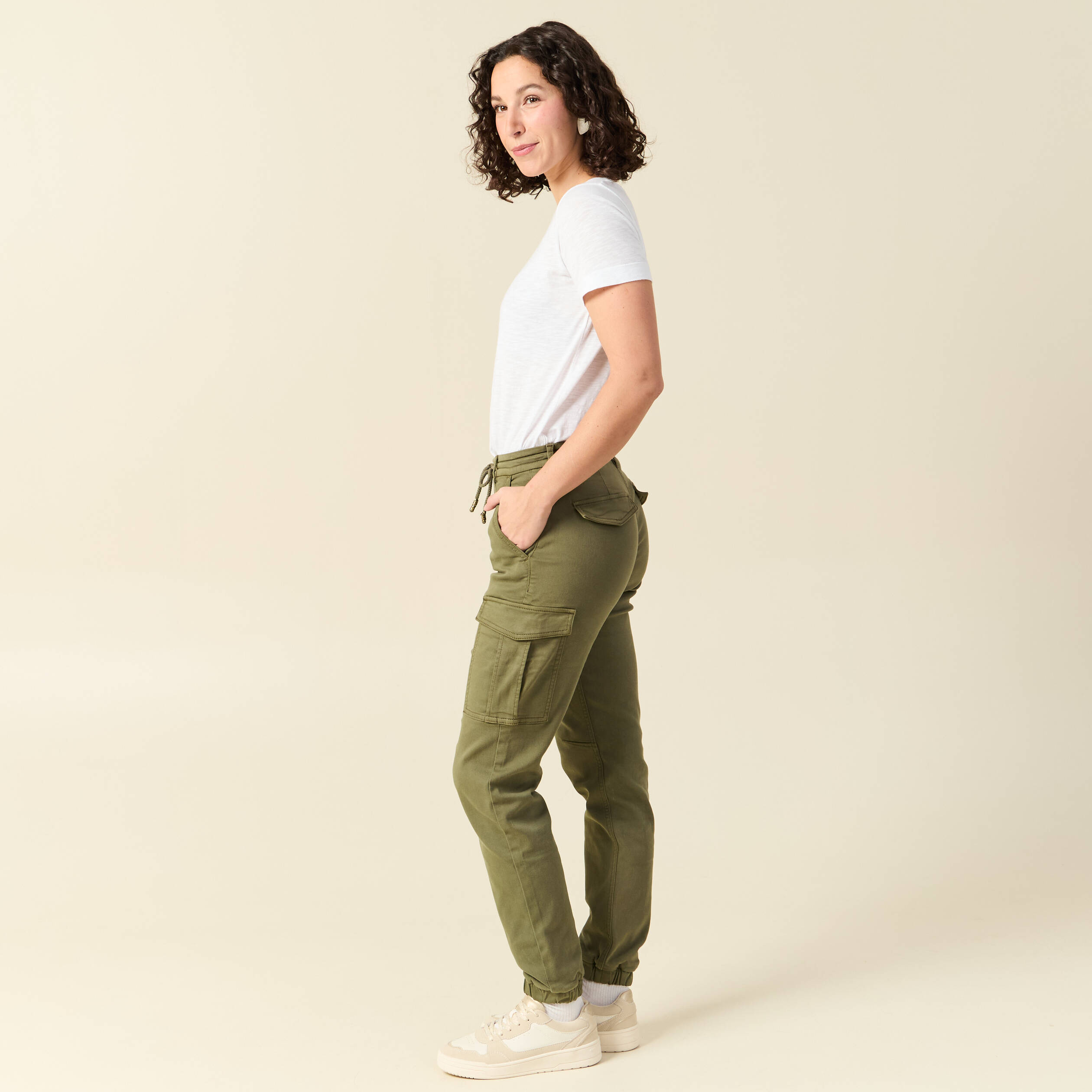 Pantalon cargo battle 7/8&egrave;me en maille vert kaki femme