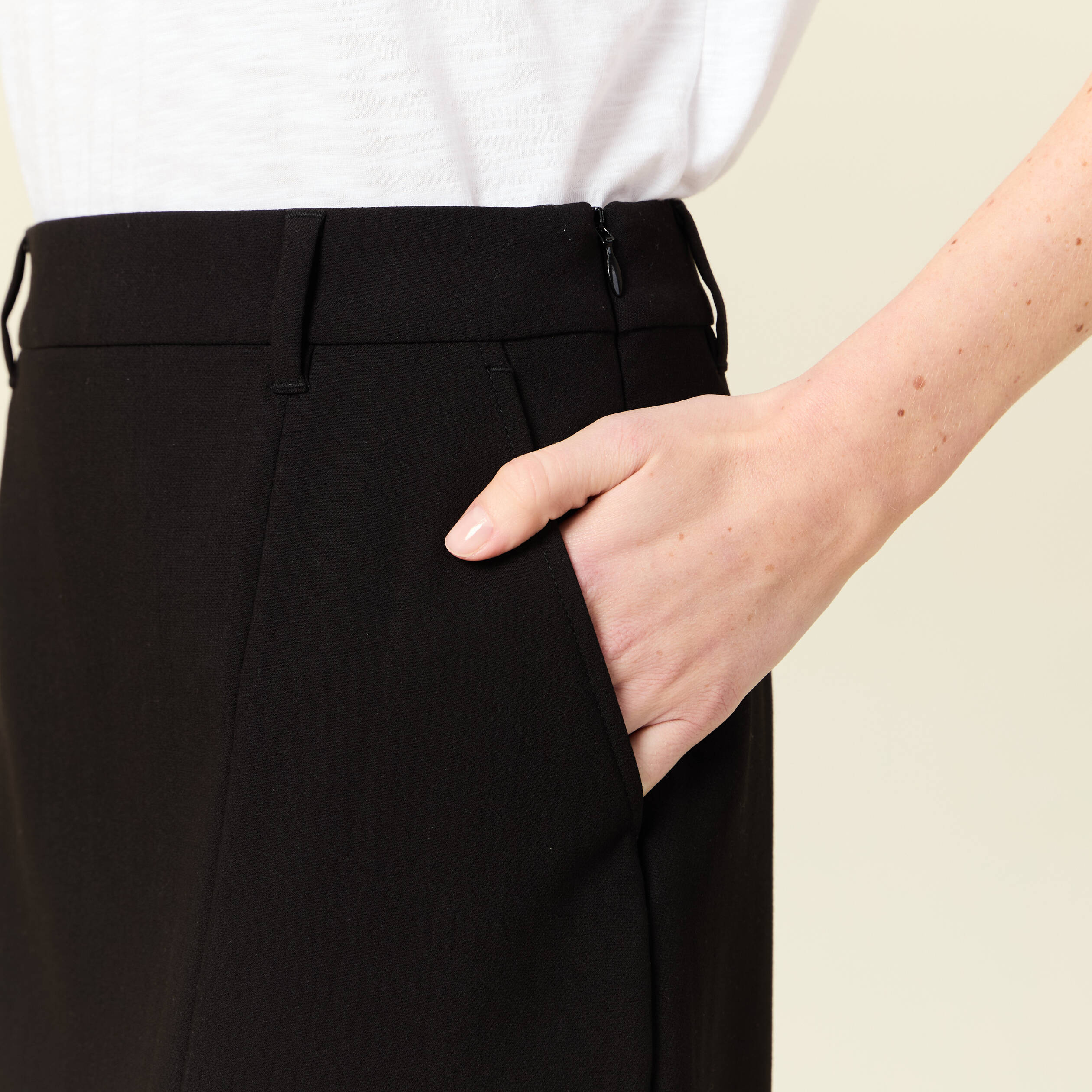 jupe midi droite fendue noir femme Jupe midi droite fendue noir femme