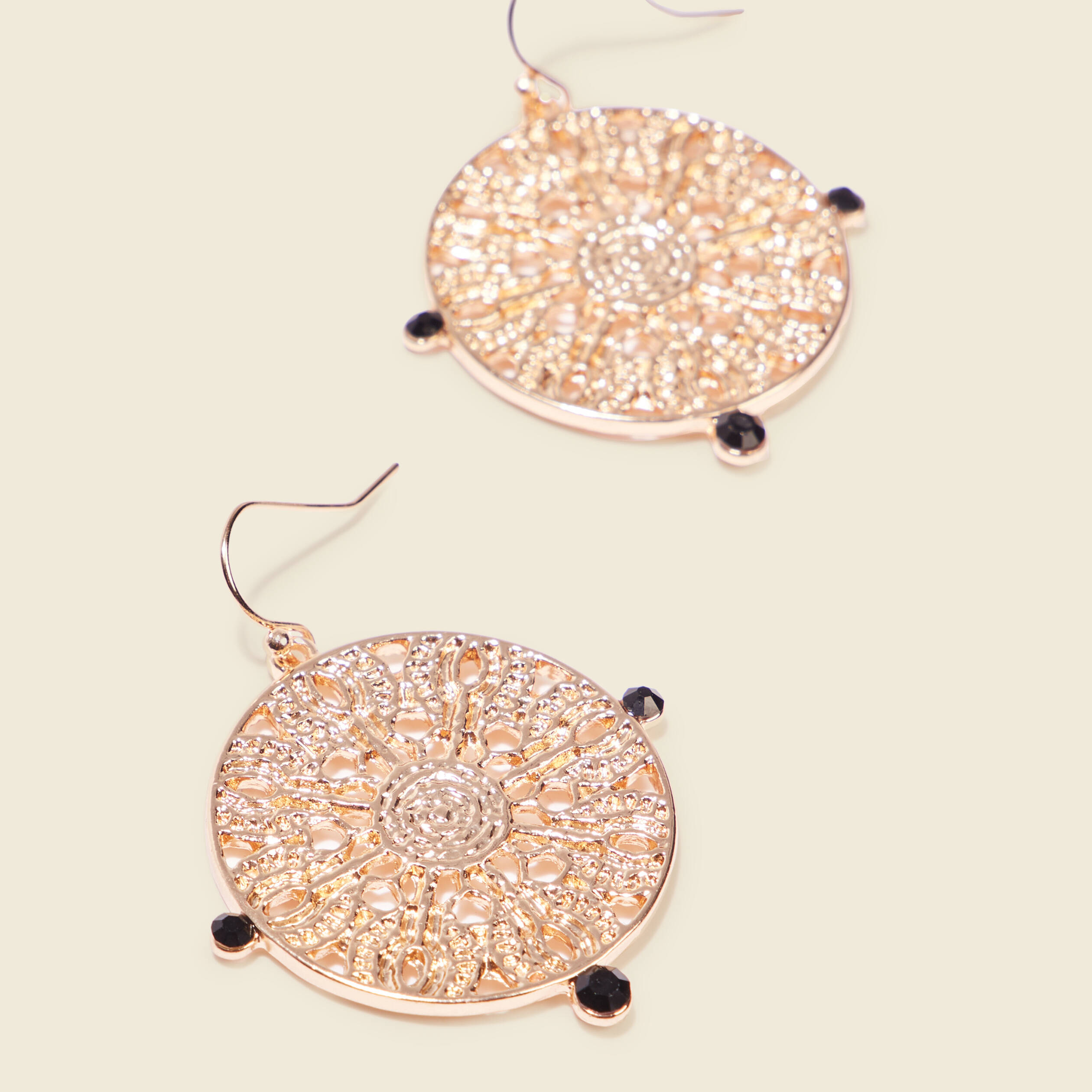 boucles doreilles pendantes couleur or femme Boucles d'oreilles pendantes couleur or femme