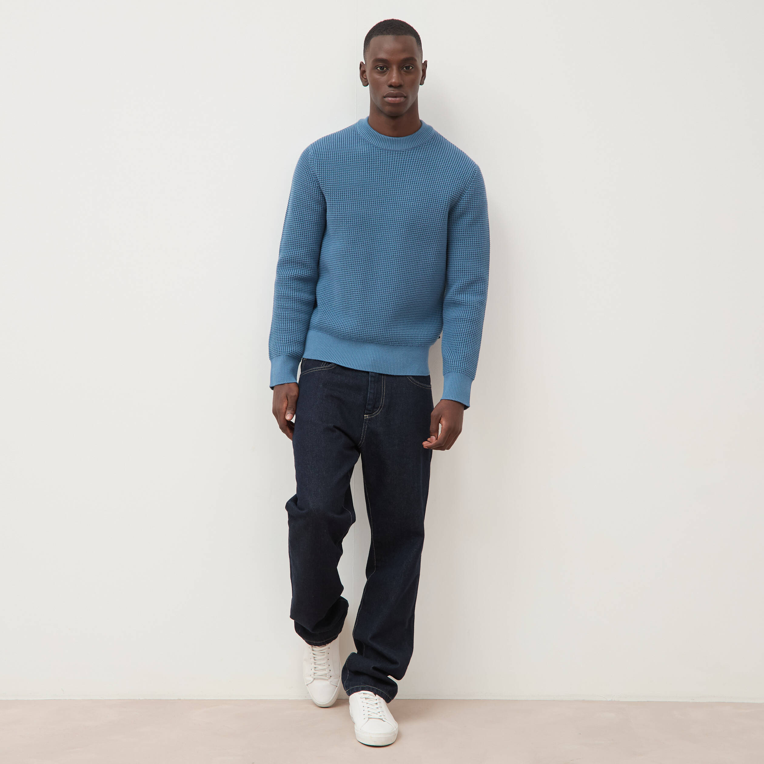 Jeans straight longueur 32 en coton denim brut rinse homme