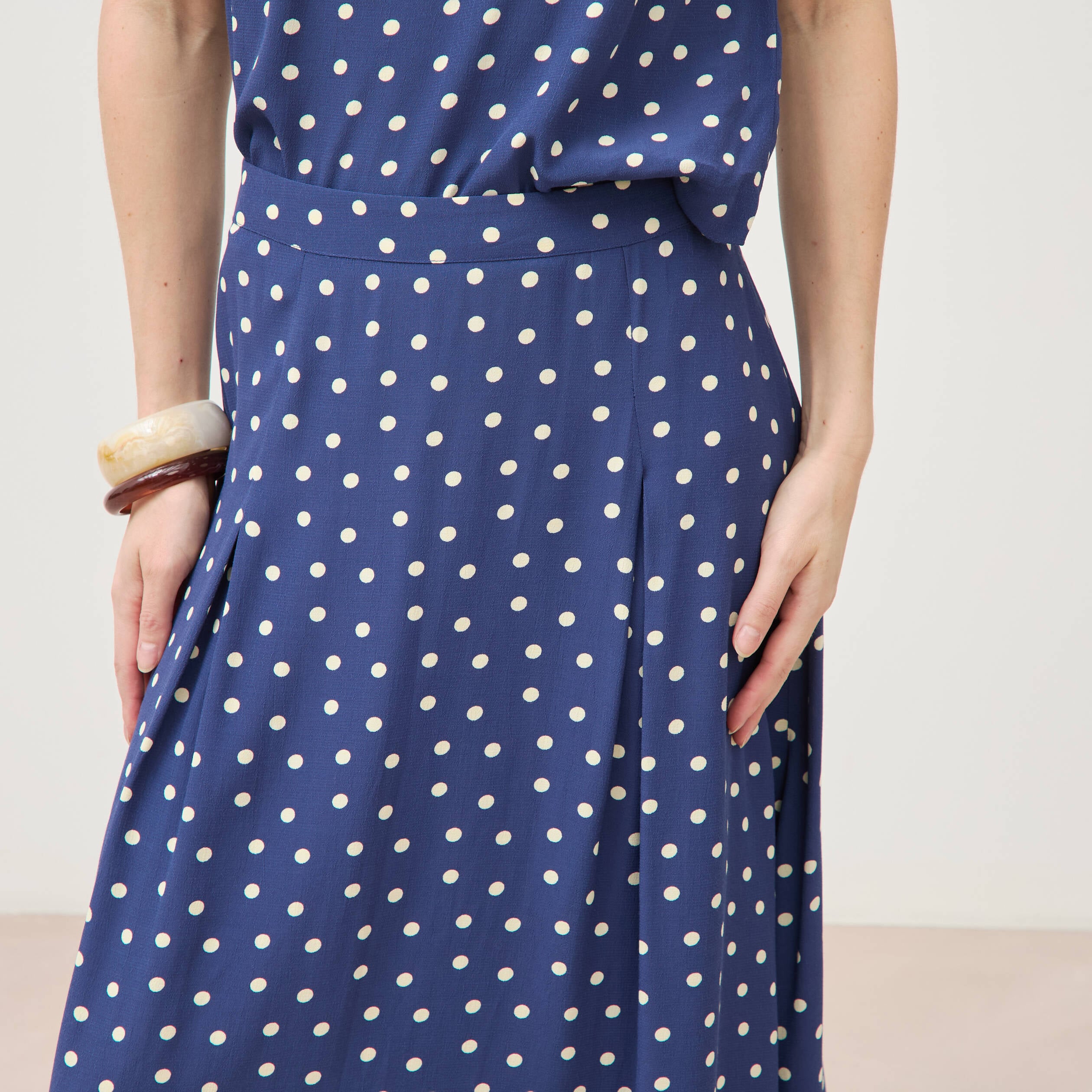 Jupe longue &eacute;vas&eacute;e bleu marine femme