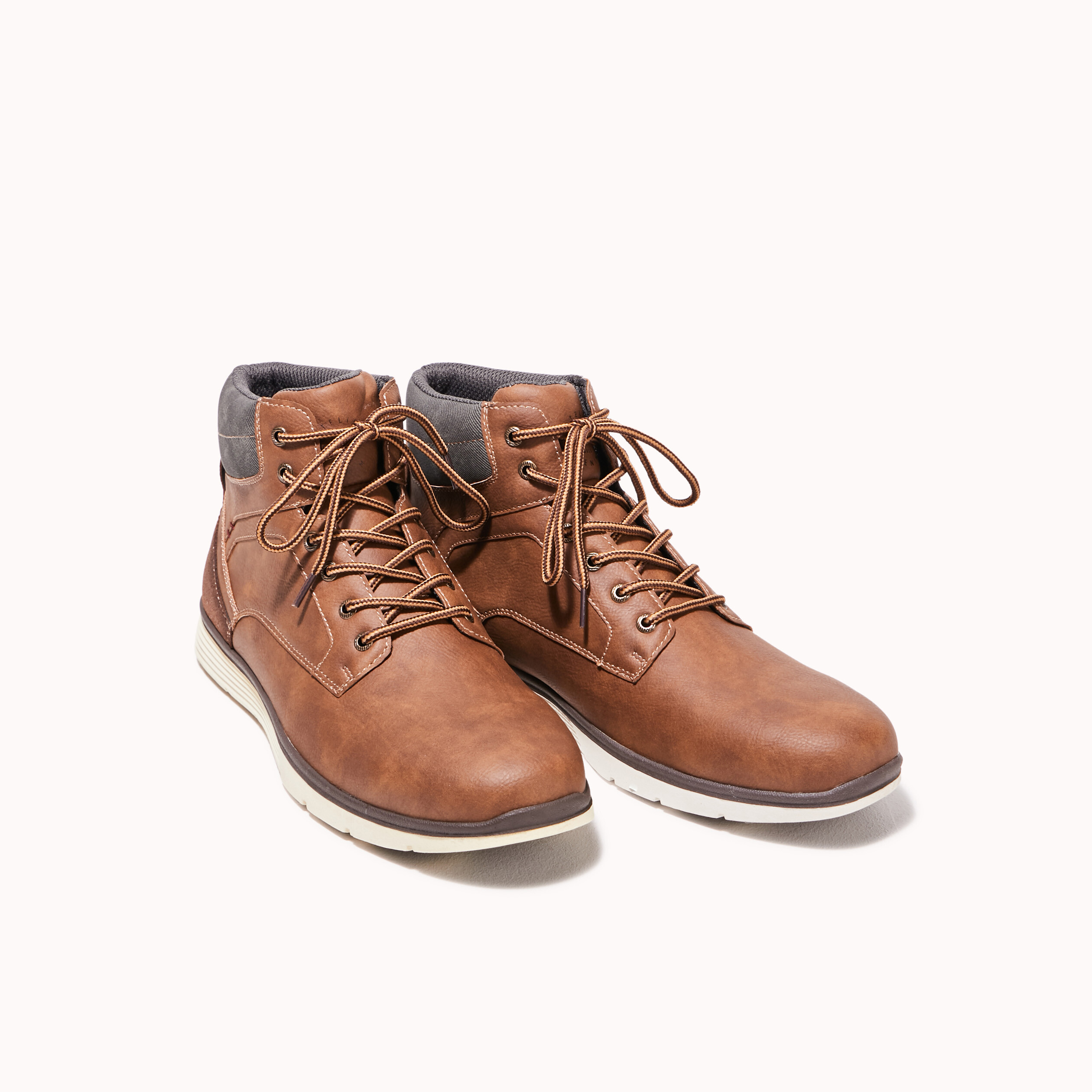 Bottines plates marron homme