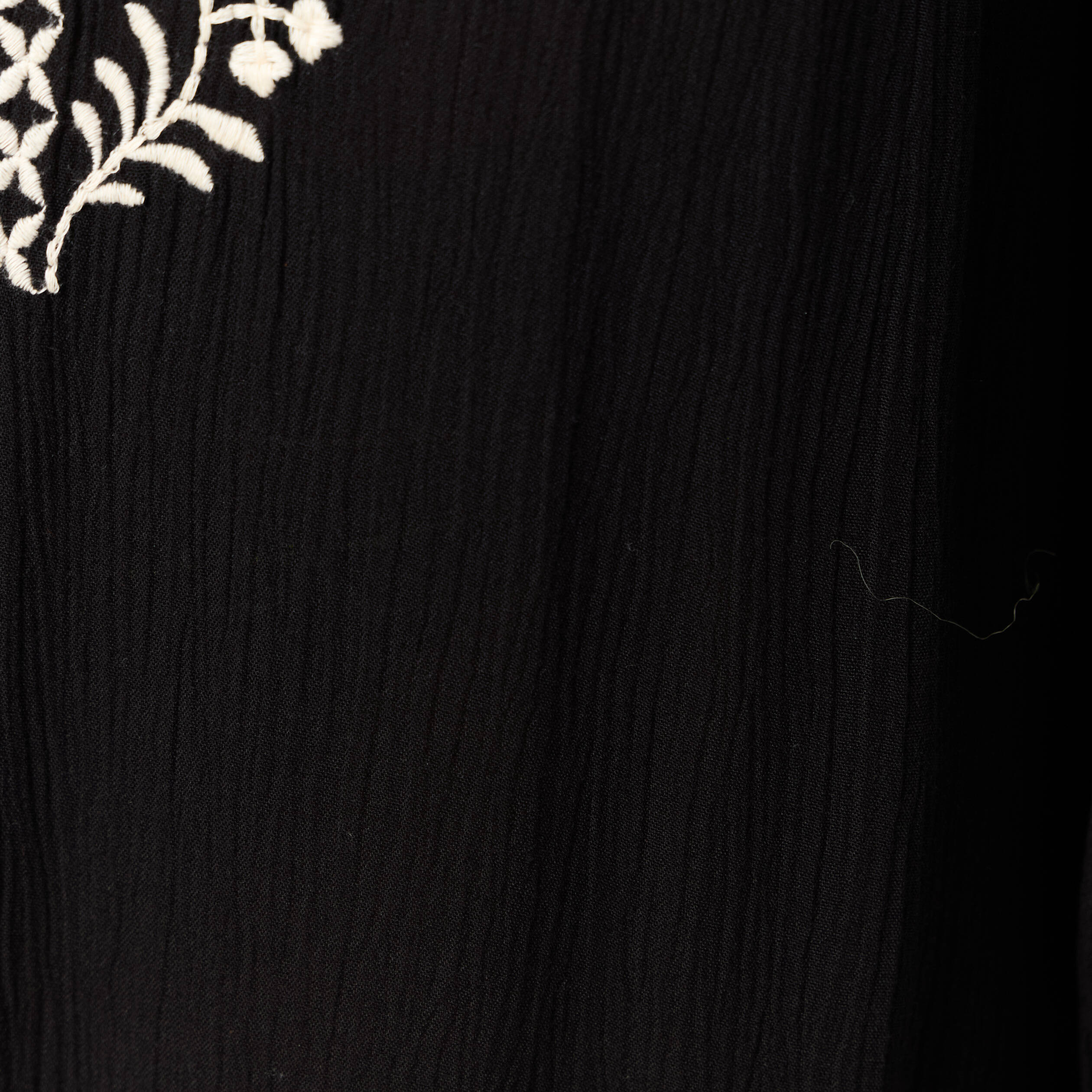robe evasee broderie noir femme Robe évasée broderie noir femme