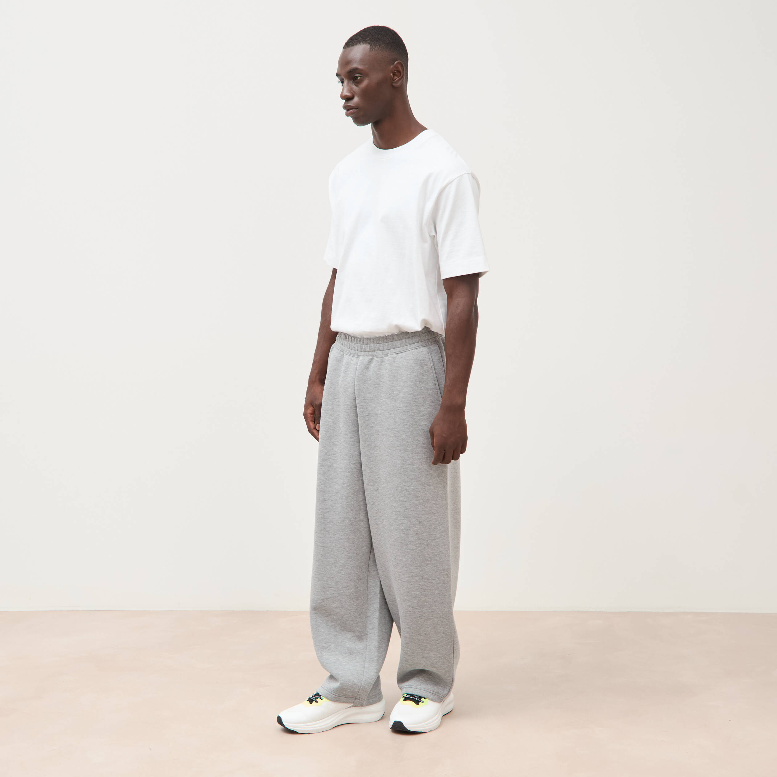 Pantalon coupe loose gris clair homme