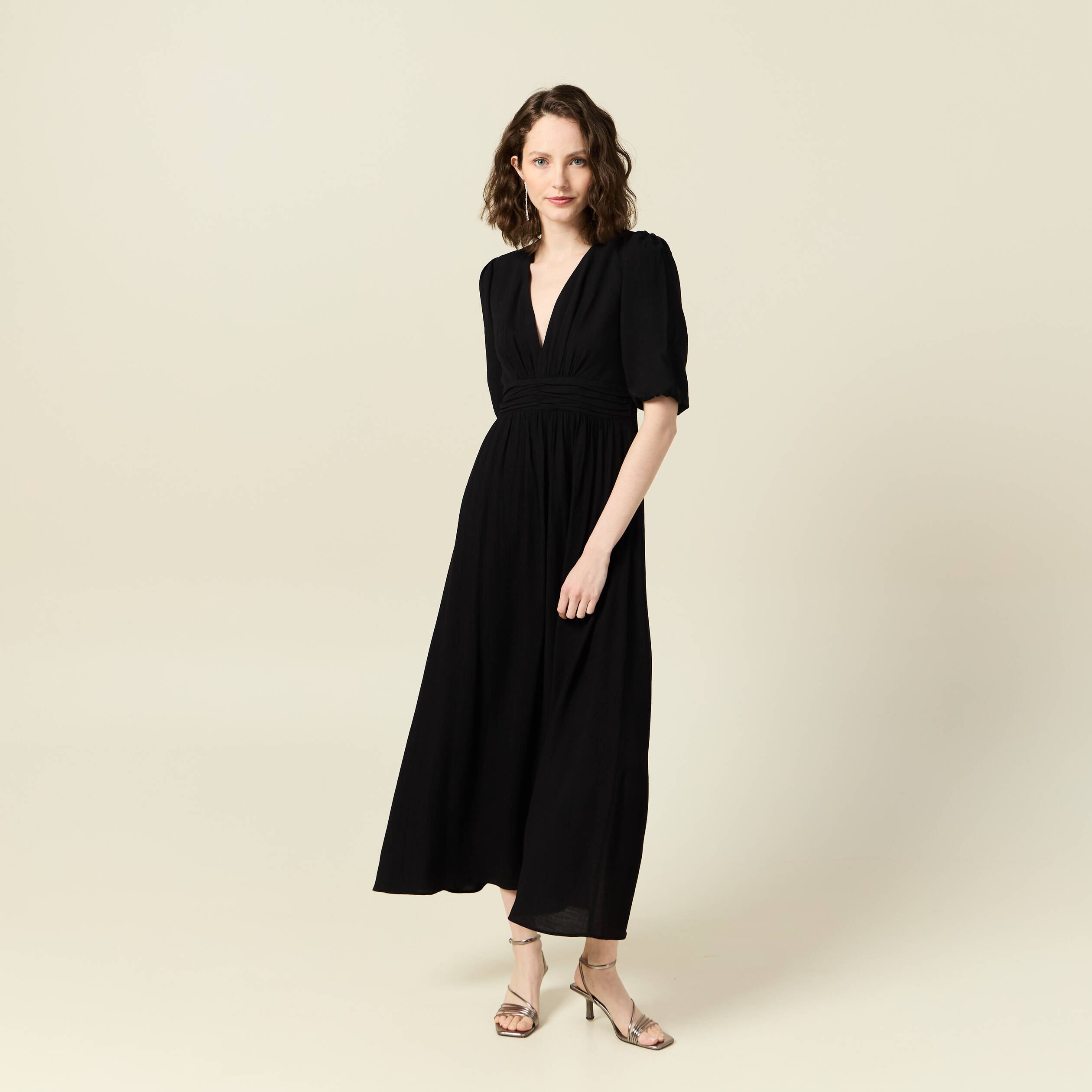 robe longue evasee noir femme Robe longue évasée noir femme