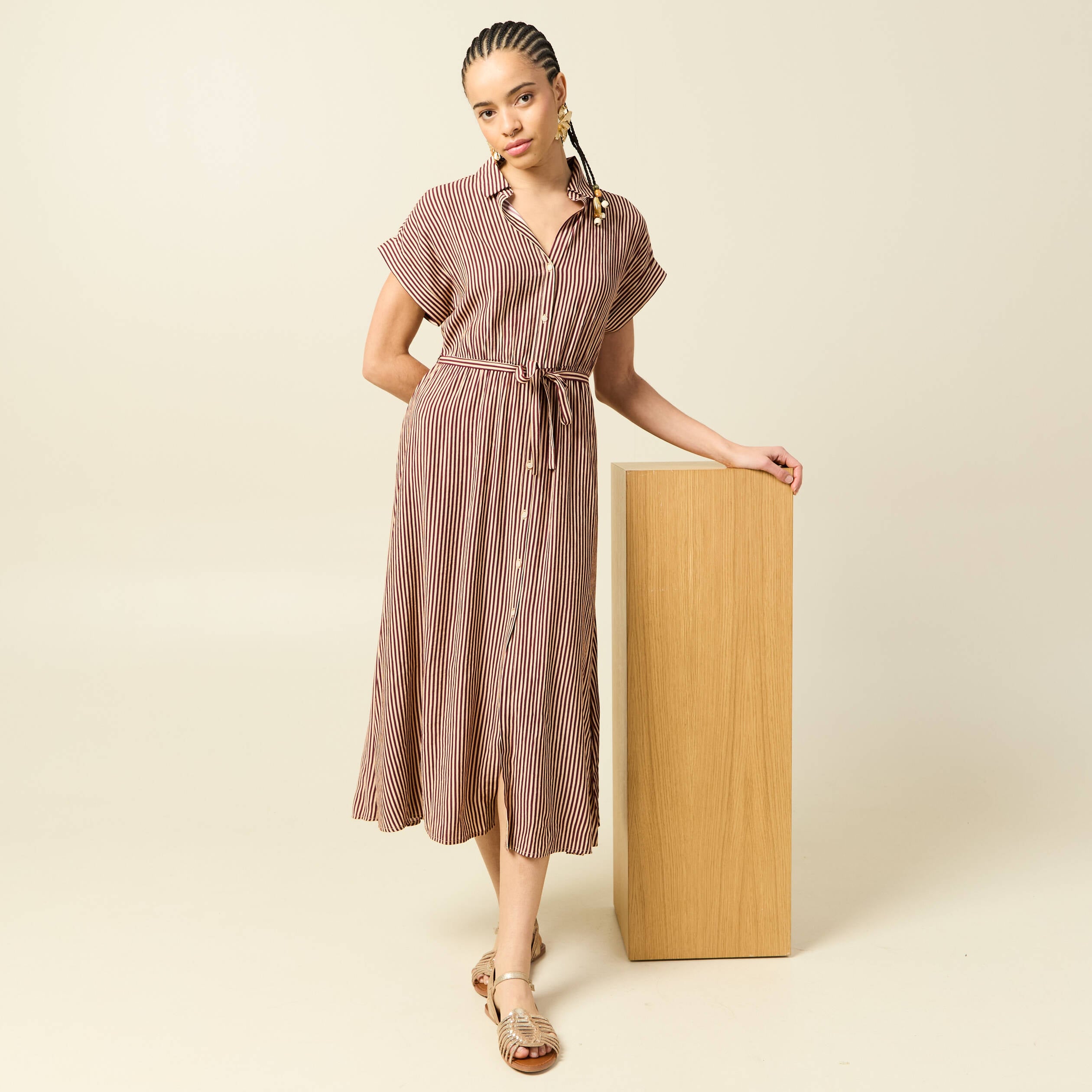 Robe longue &eacute;vas&eacute;e manches courtes violet femme