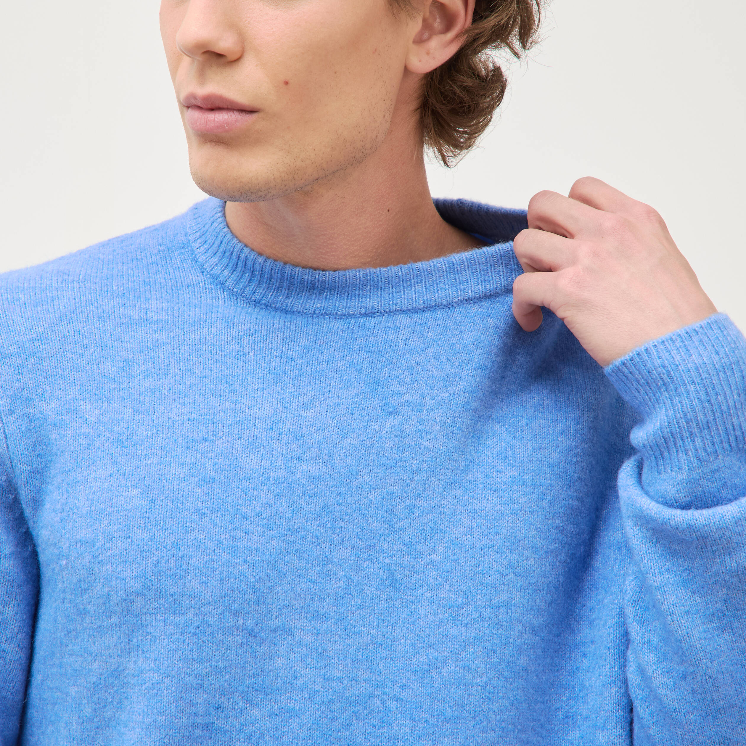 Pull manches longues col rond bleu violet homme