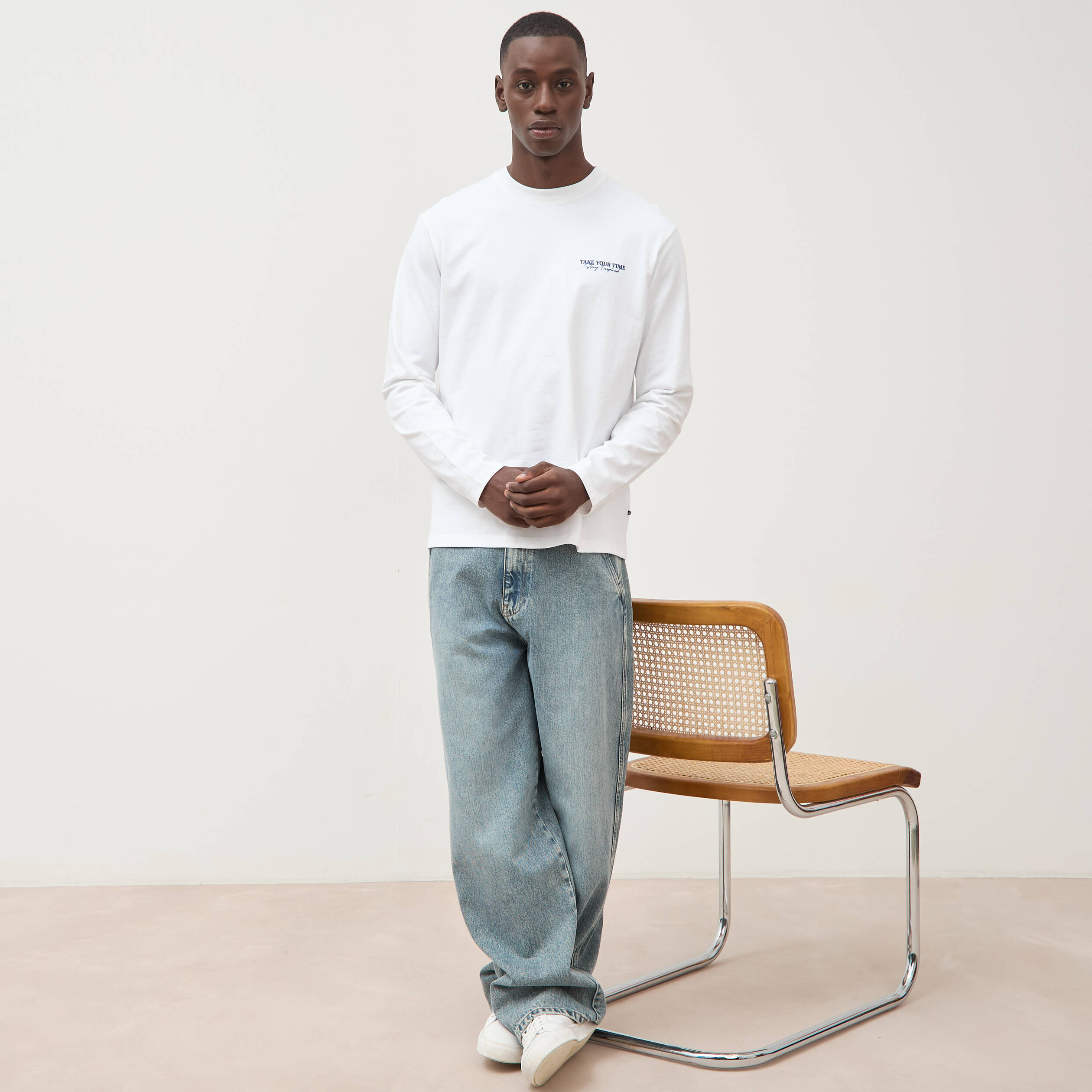 Jeans loose longueur 32 en coton denim dirty homme