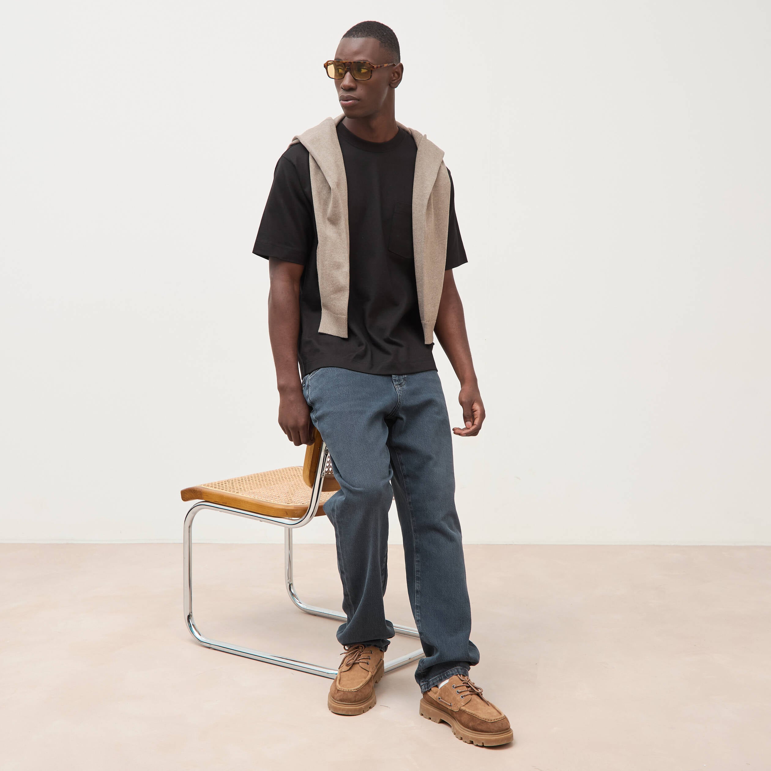T-shirt droit en coton col ras du cou noir homme