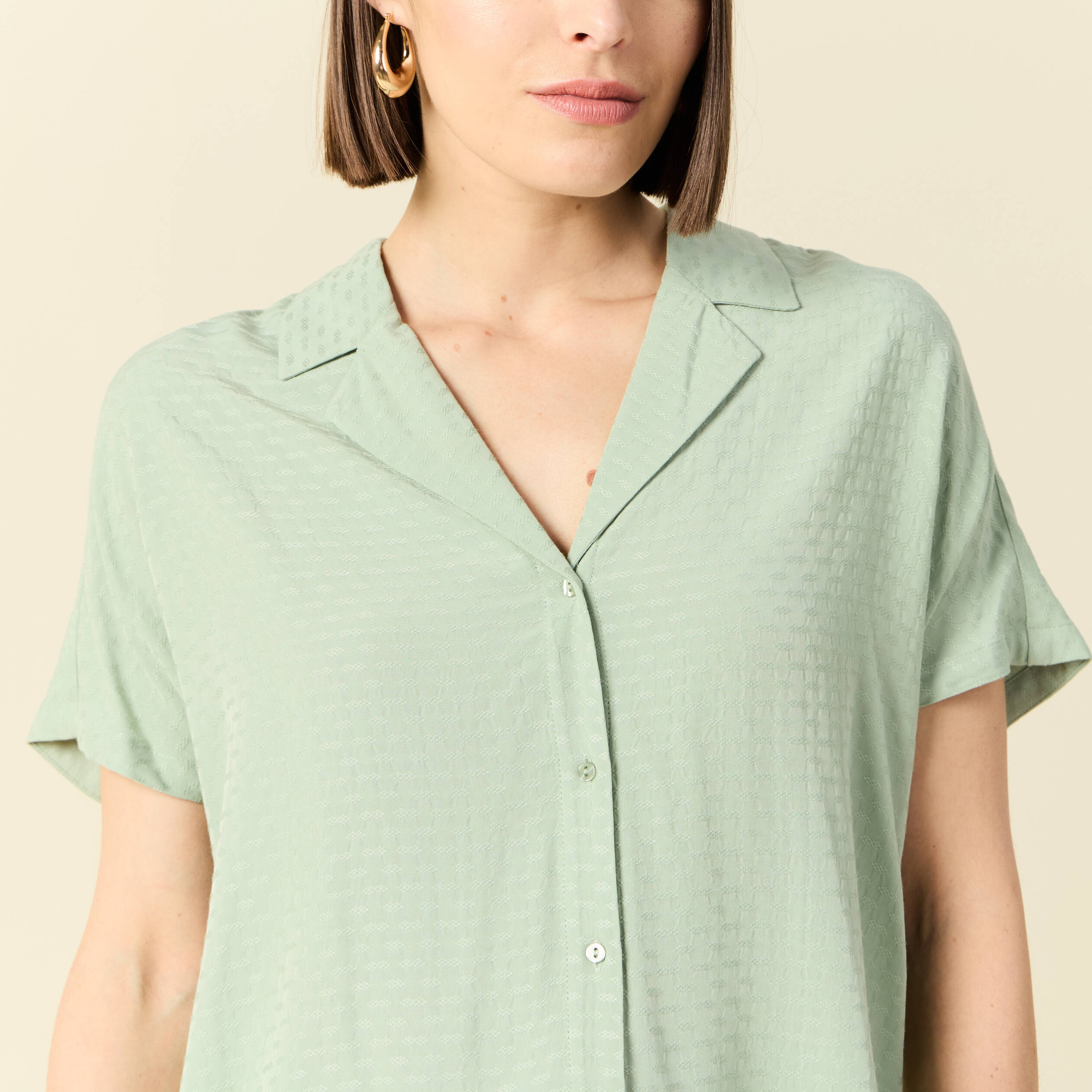 chemise manches courtes vert olive femme Chemise manches courtes vert olive femme