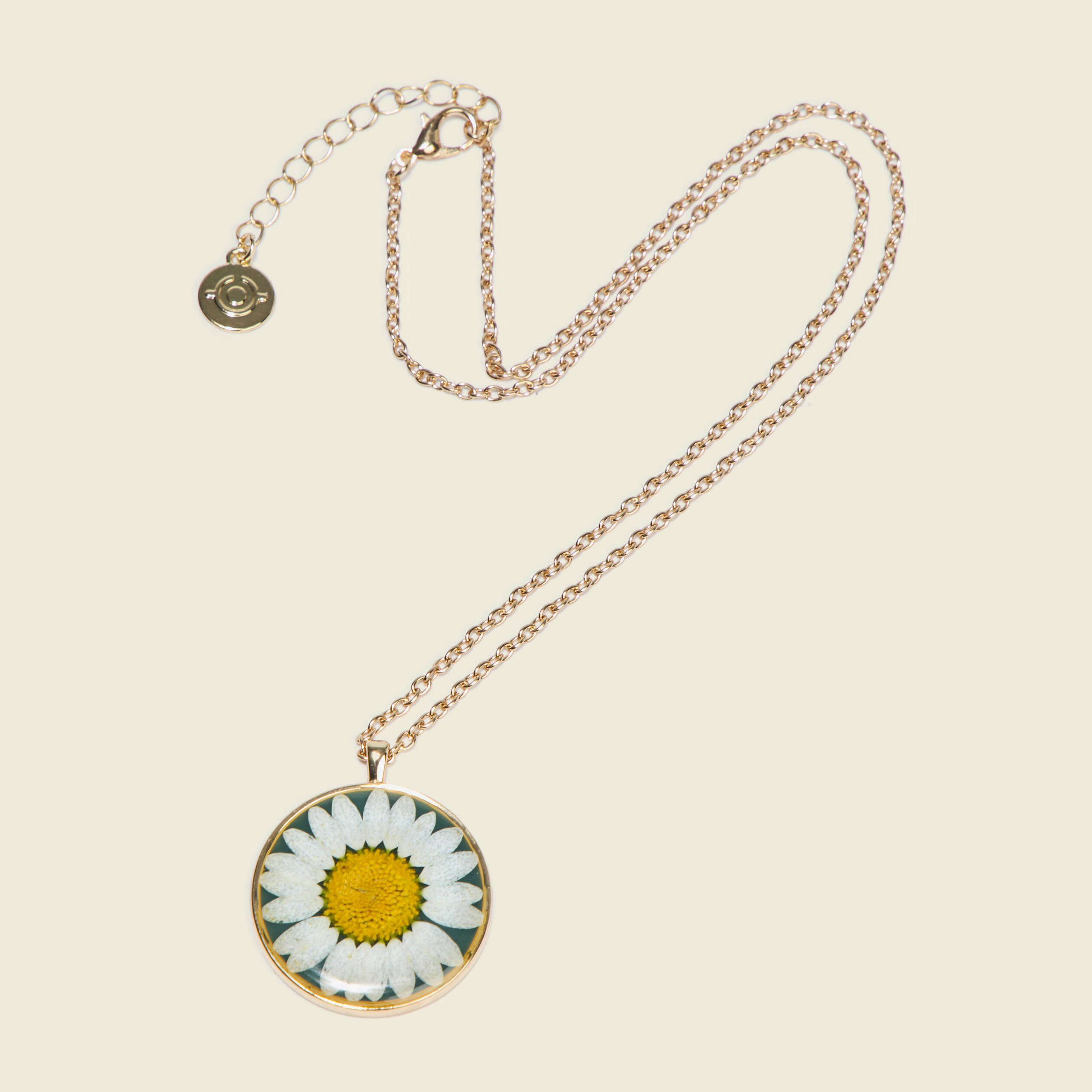 collier avec pendentif vert pastel femme Collier avec pendentif vert pastel femme
