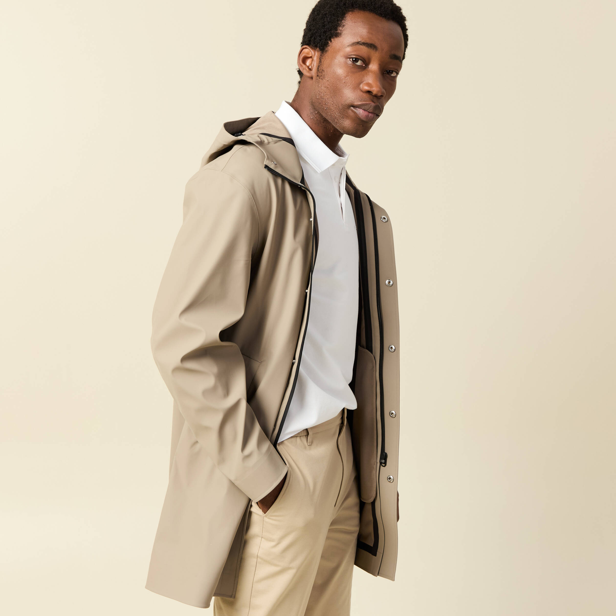 Parka longue droite &agrave; capuche taupe homme