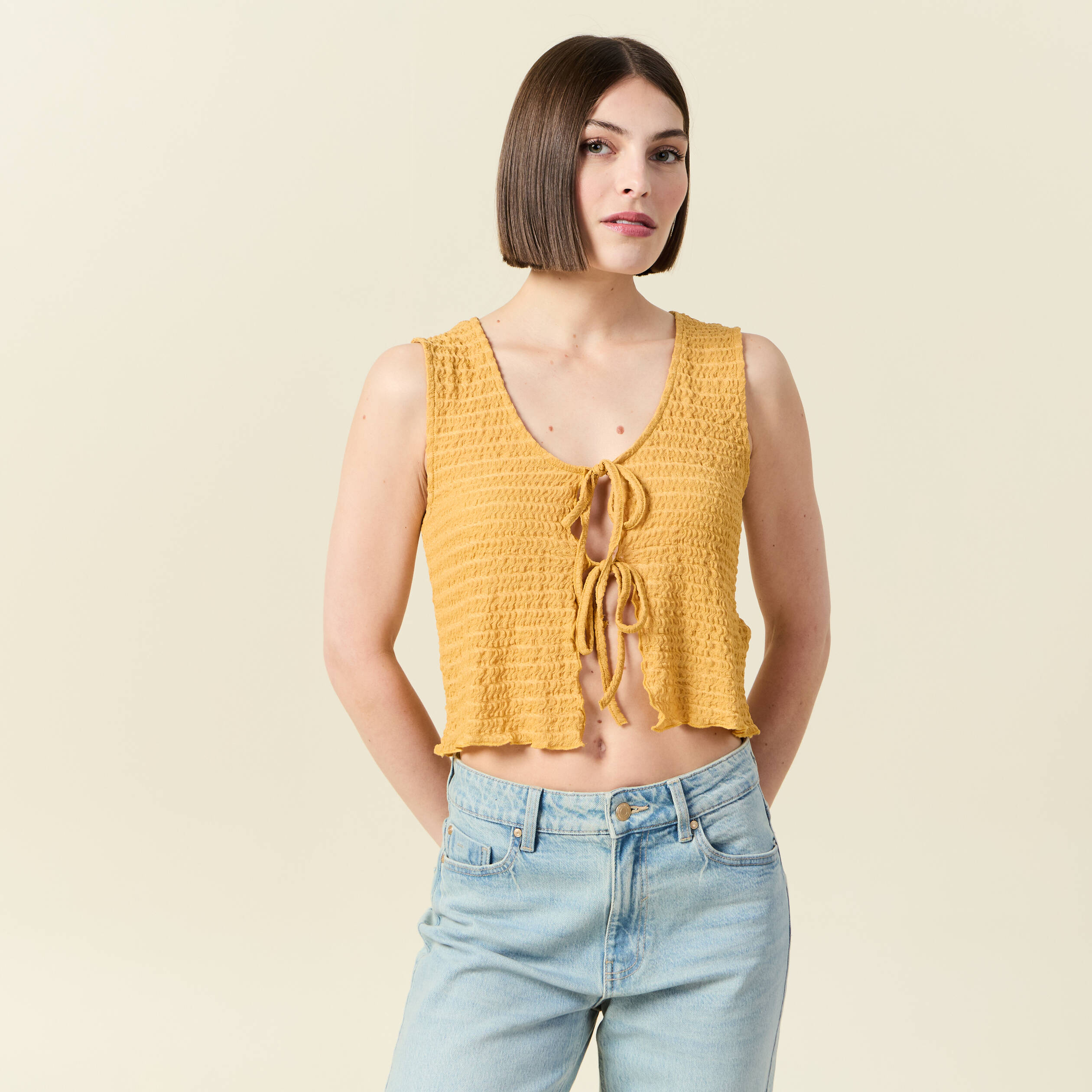 debardeur droit cropped col rond jaune moutarde femme Débardeur droit cropped col rond jaune moutarde femme