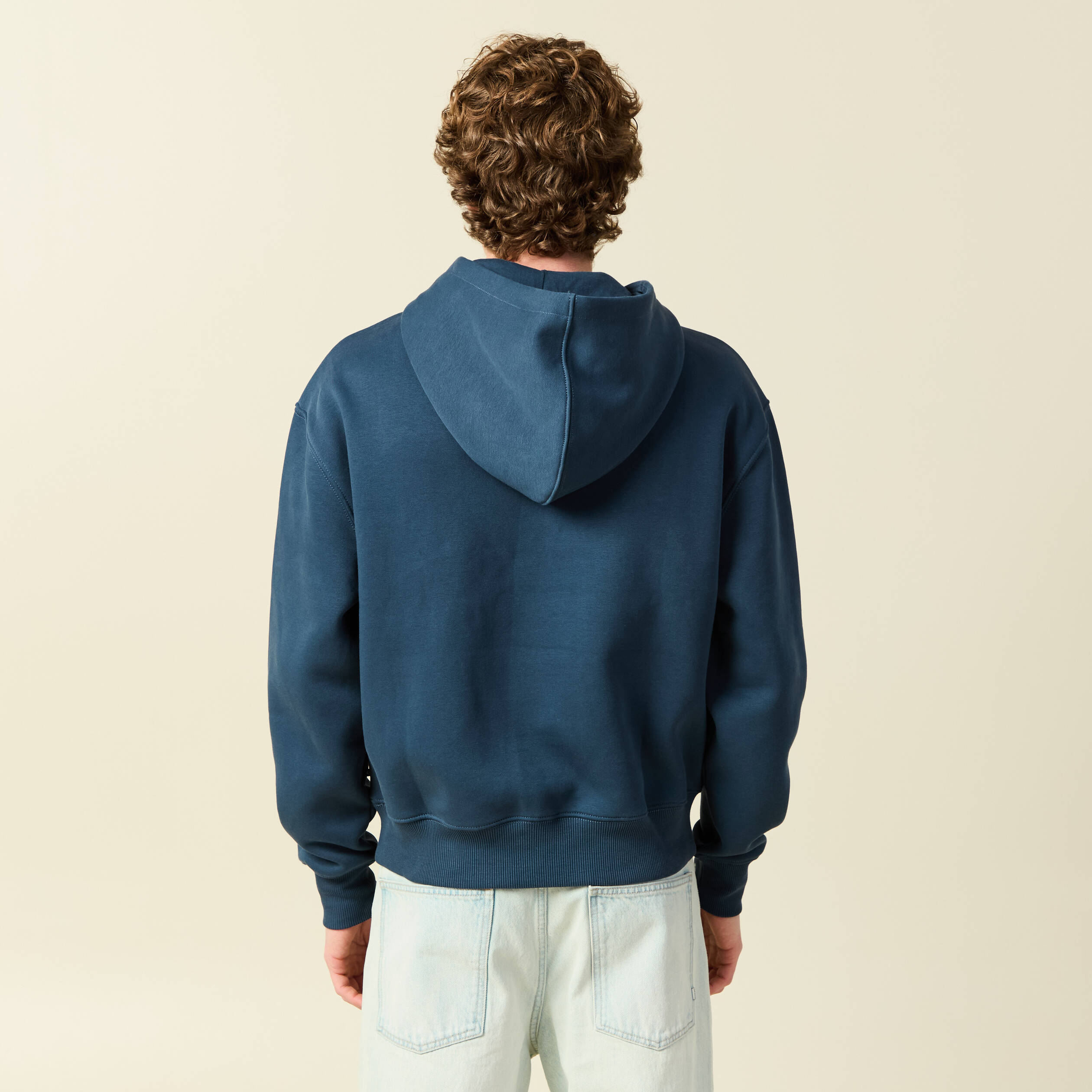 Sweat &agrave; capuche manches longues bleu fonc&eacute; homme