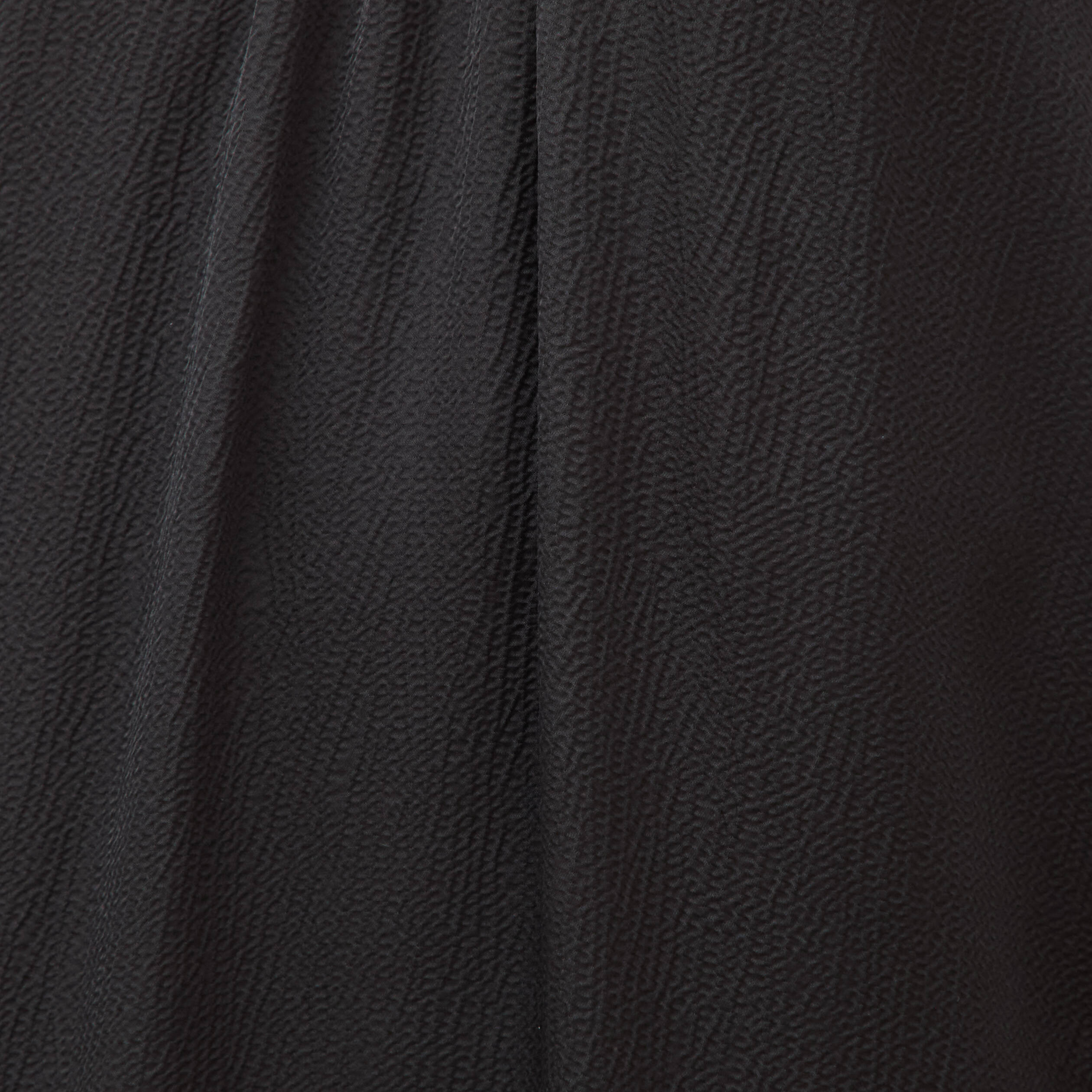 Robe bretelle satin&eacute;e col rond noir femme