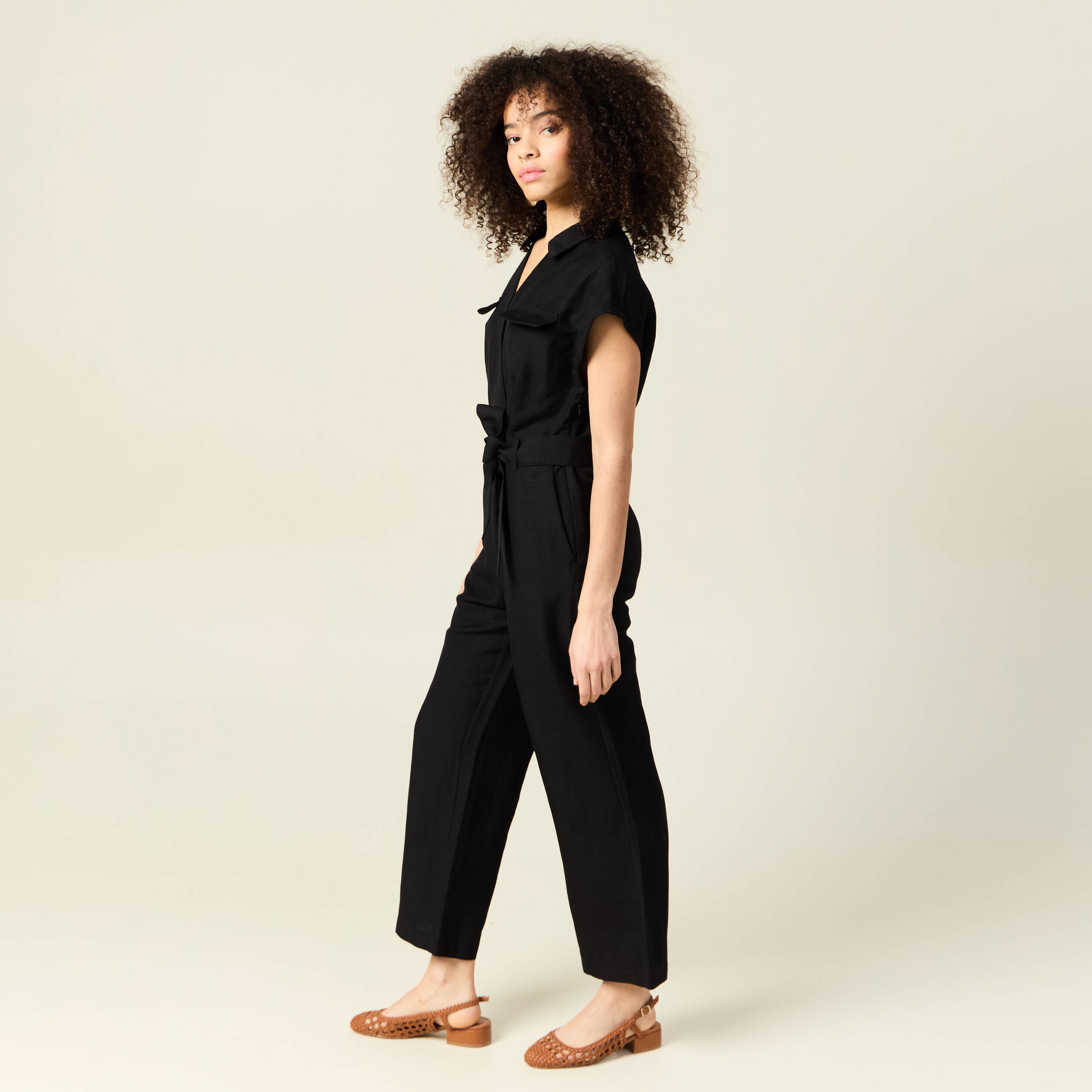 combinaison pantalon ceinturee noir femme Combinaison pantalon ceinturée noir femme